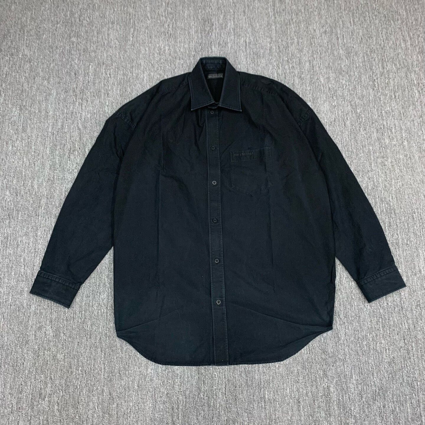 Balenciaga balenciaga black distressed button-up shirt jacket Size US M / EU 48-50 / 2 - 1 Thumbnail