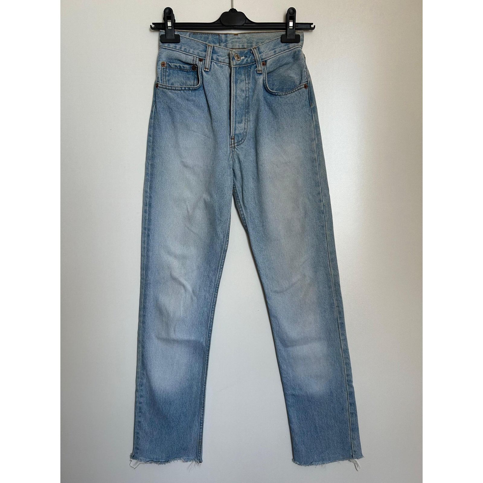 Levi's Vintage Levi's 501 Jeans 26x34 - USA 90s Mid Wash Button Fly Size US 26 / EU 42 - 2 Thumbnail