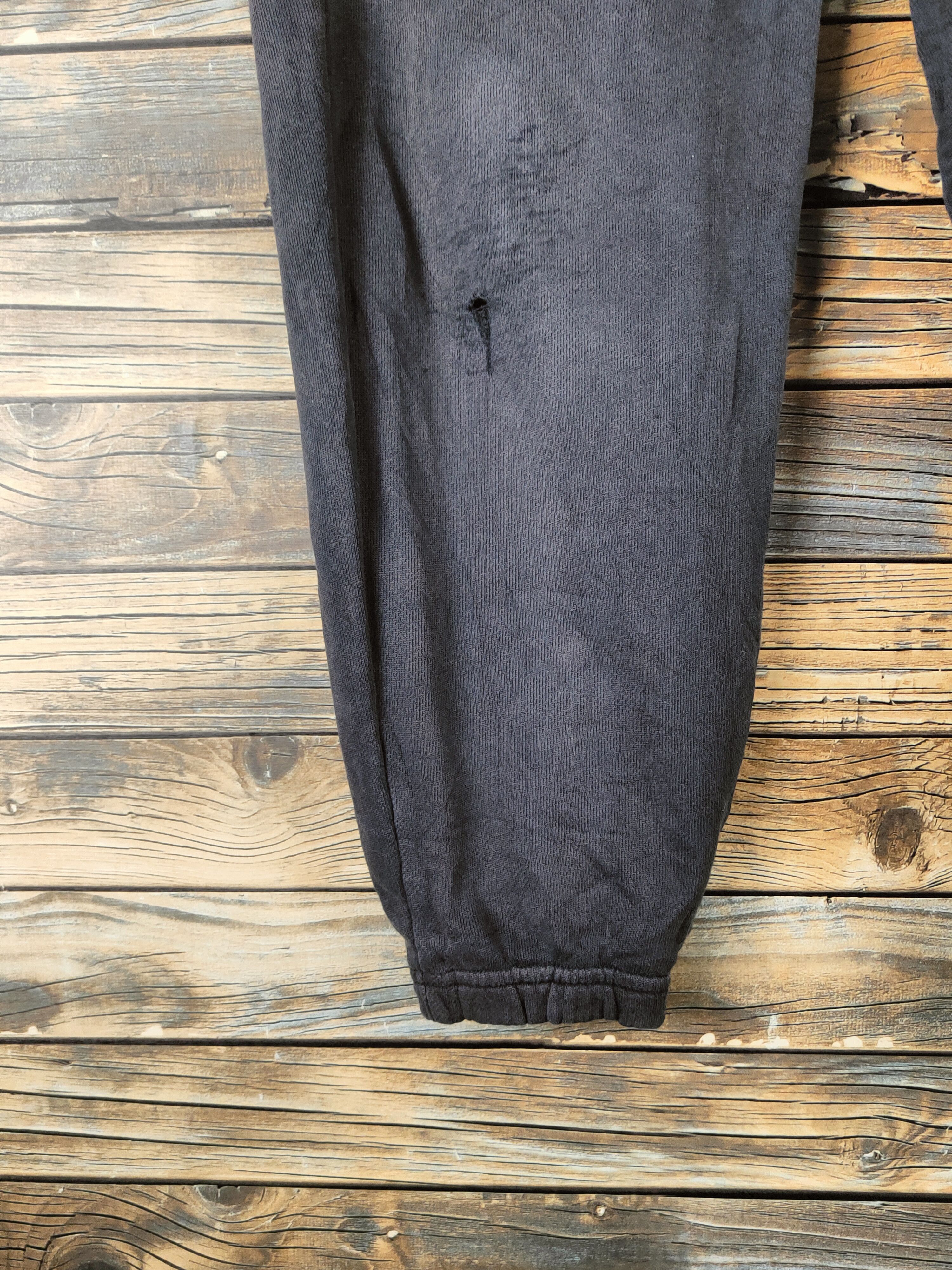 Adidas DISTRESSED Vintage Adidas Black Joggers Size US 27 - 4 Thumbnail