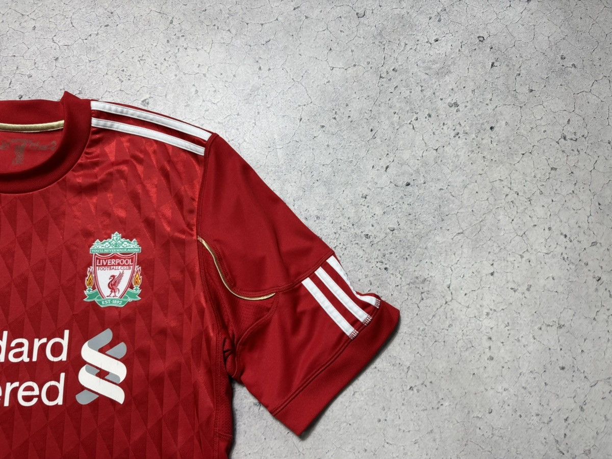 Adidas Adidas FC Liverpool 2010/2012 Vintage Soccer Jersey Size US M / EU 48-50 / 2 - 5 Thumbnail