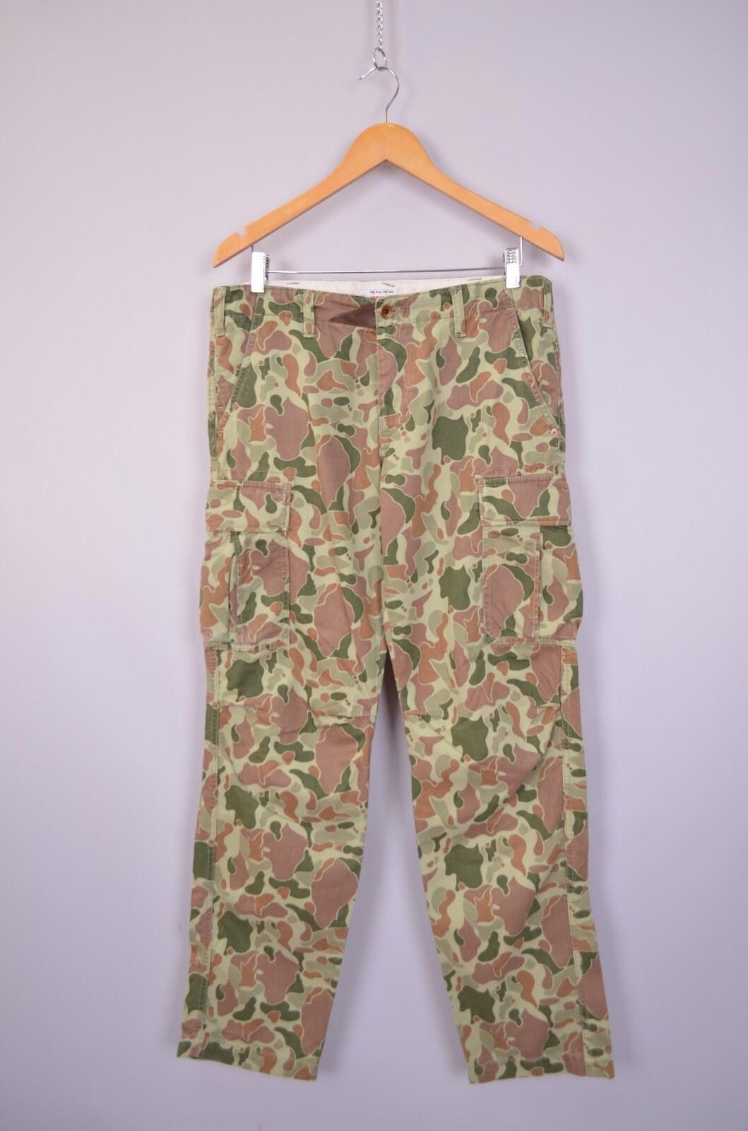Edwin Mens Edwin Field 8,3 OZ Camo Stone Washed Pants Size W32 L32 Size US 32 / EU 48 - 1 Thumbnail
