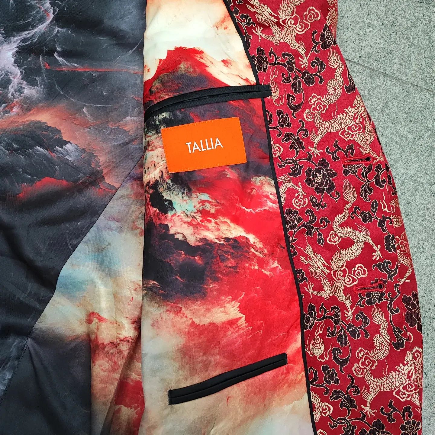 Tallia TALLIA DRAGONS BLAZER 42S RED AND GOLD-FASHIONELLA Size 42S - 12 Thumbnail