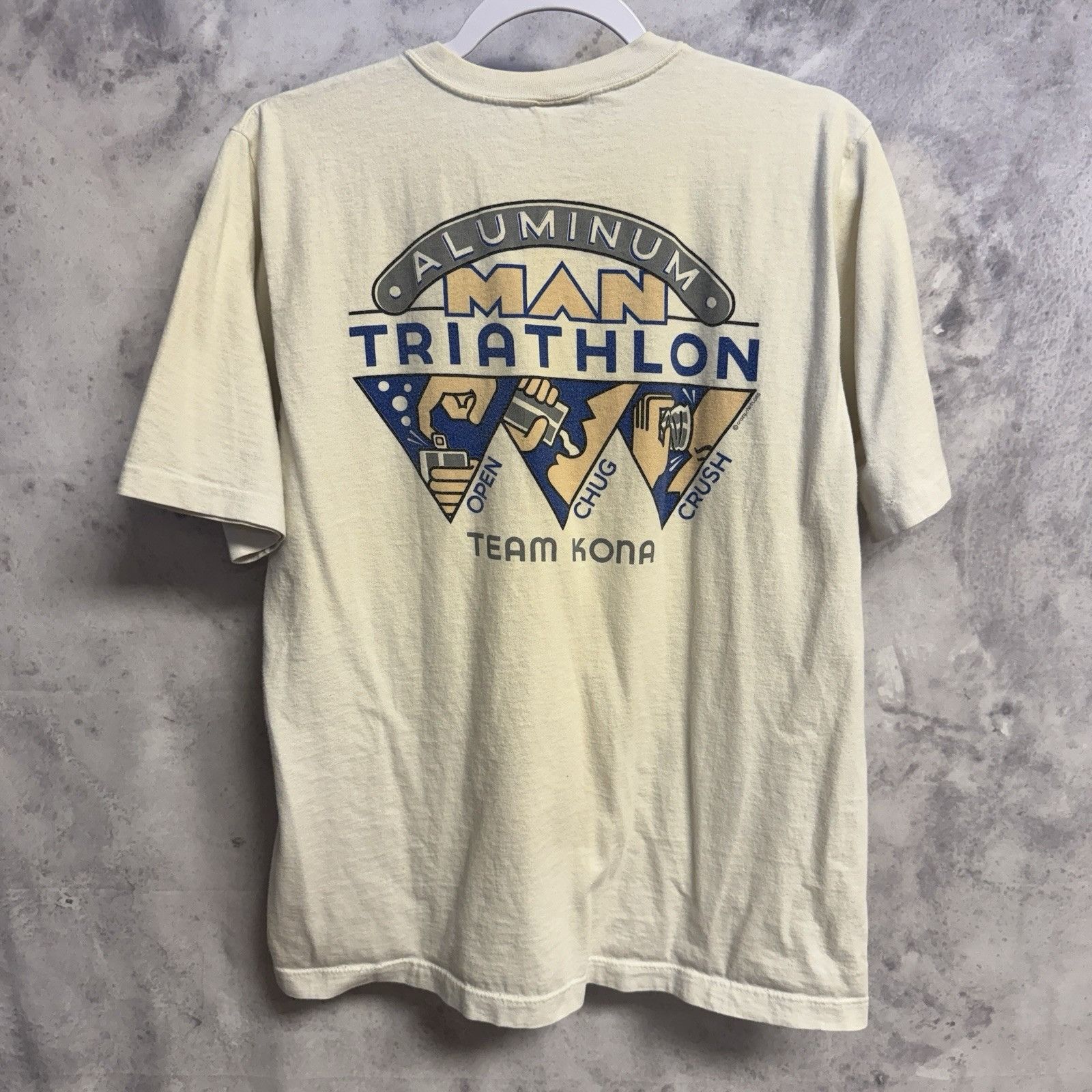 Vintage Vintage 80s Crazy Shirts Kona Triathlon T Shirt Mens Medium Size US M / EU 48-50 / 2 - 2 Thumbnail