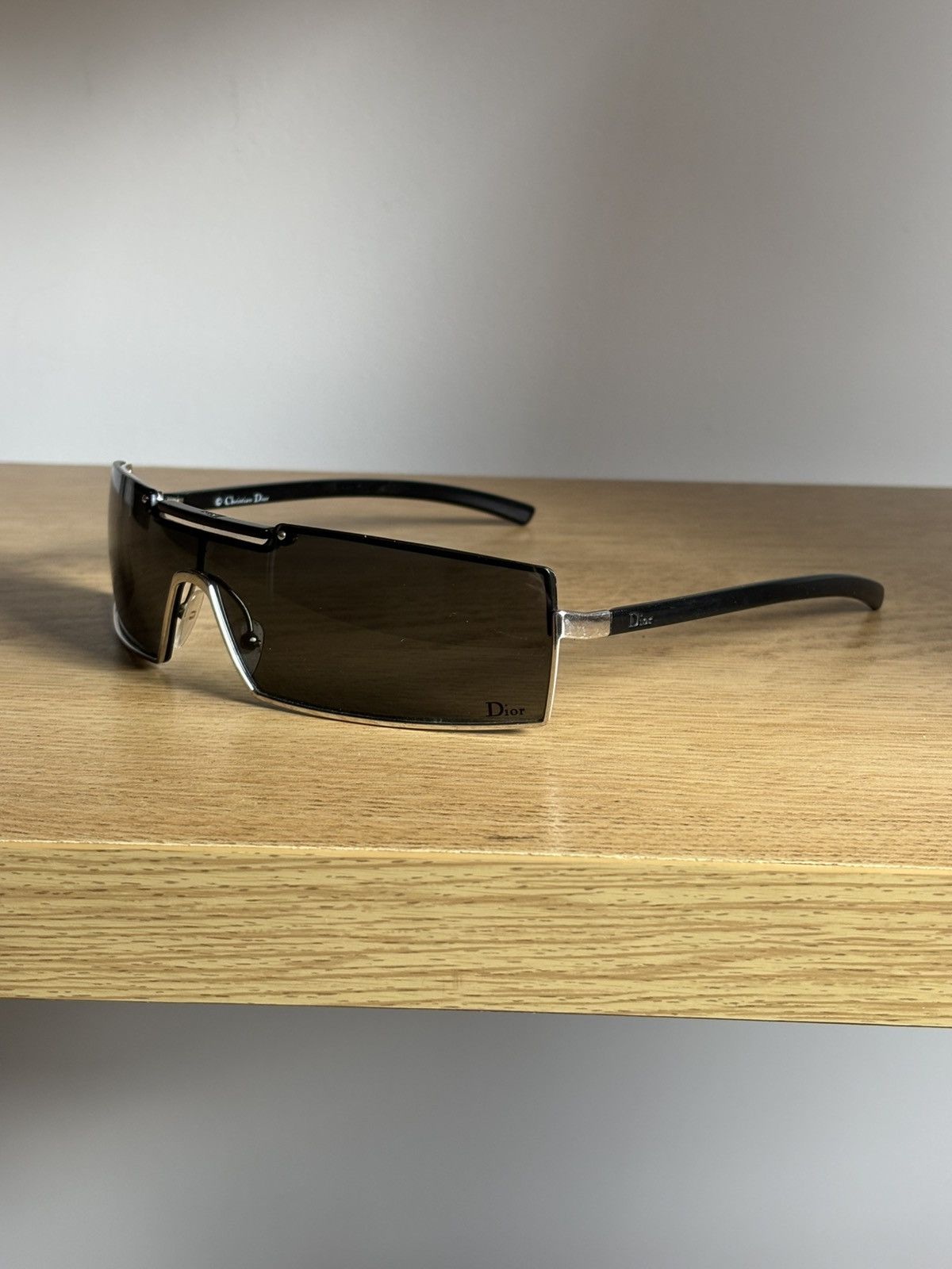 Dior Dior Sunglasses Viktim 2 Wrap Shield Symbole Star Flame Size ONE SIZE - 3 Thumbnail
