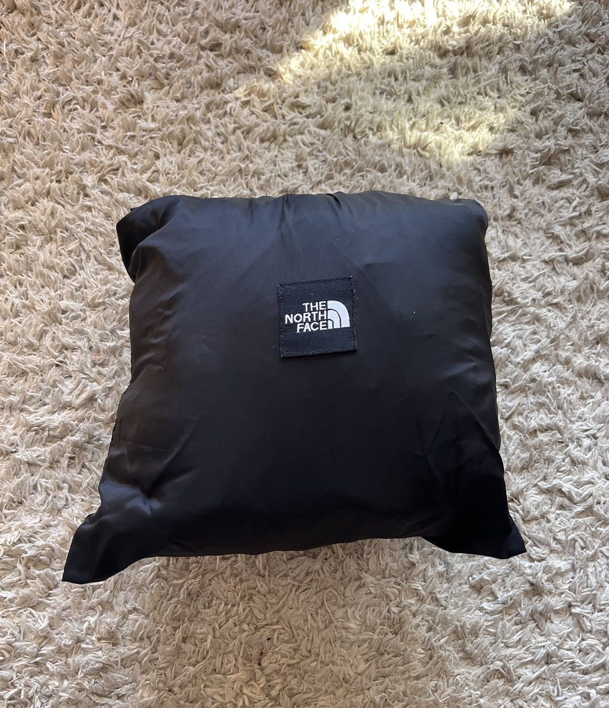 The North Face Vintage The North Face HydroSeal Red Jacket Size US L / EU 52-54 / 3 - 11 Thumbnail