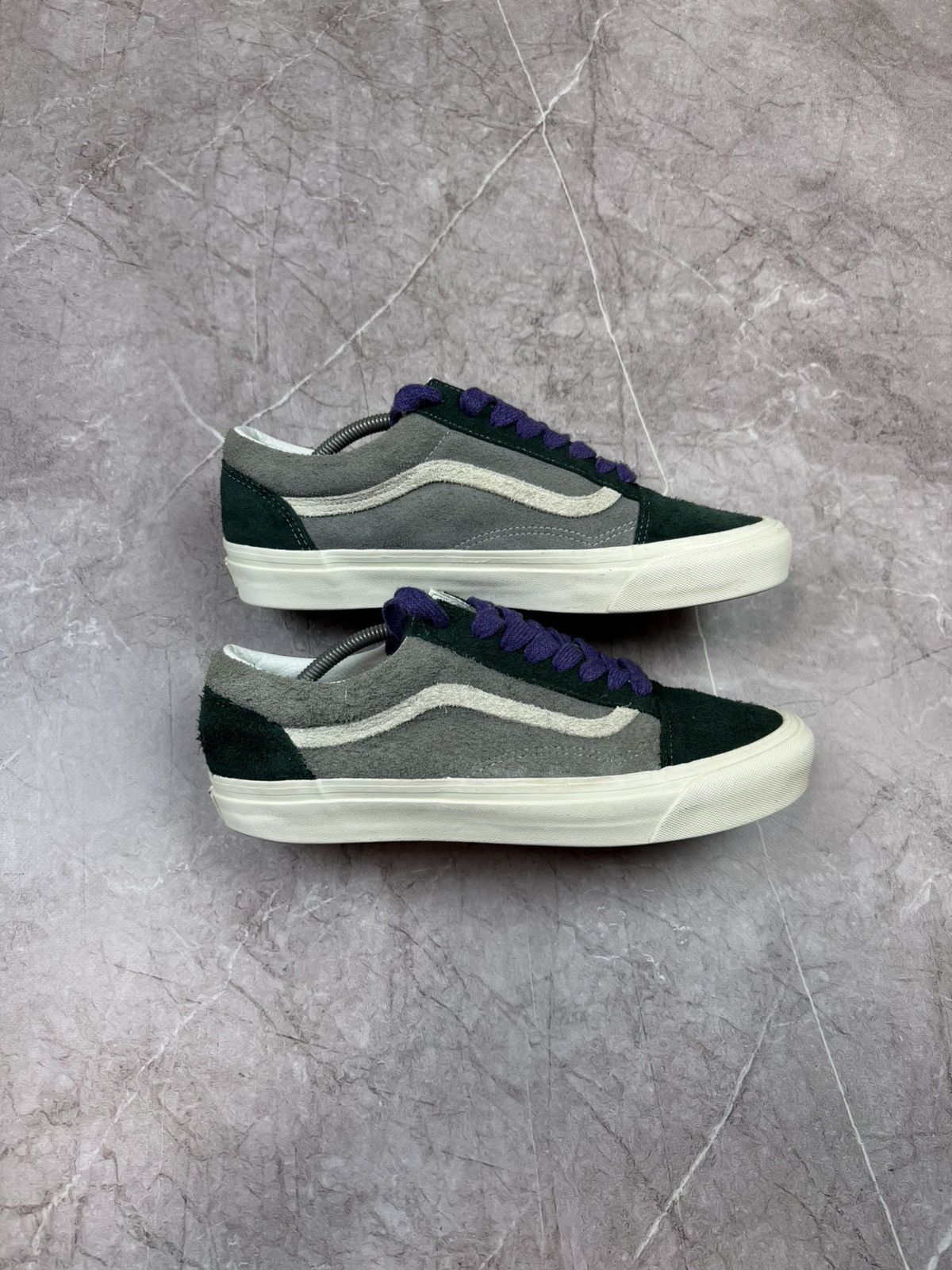 Vans Vans Olds Skool shoes Size US 11 / EU 44 - 11 Thumbnail