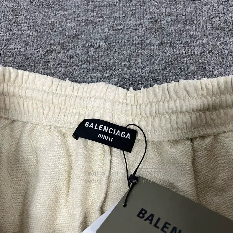 Balenciaga Balenciaga size M Double B buckle embroidered logo casual Size US 27 - 6 Thumbnail