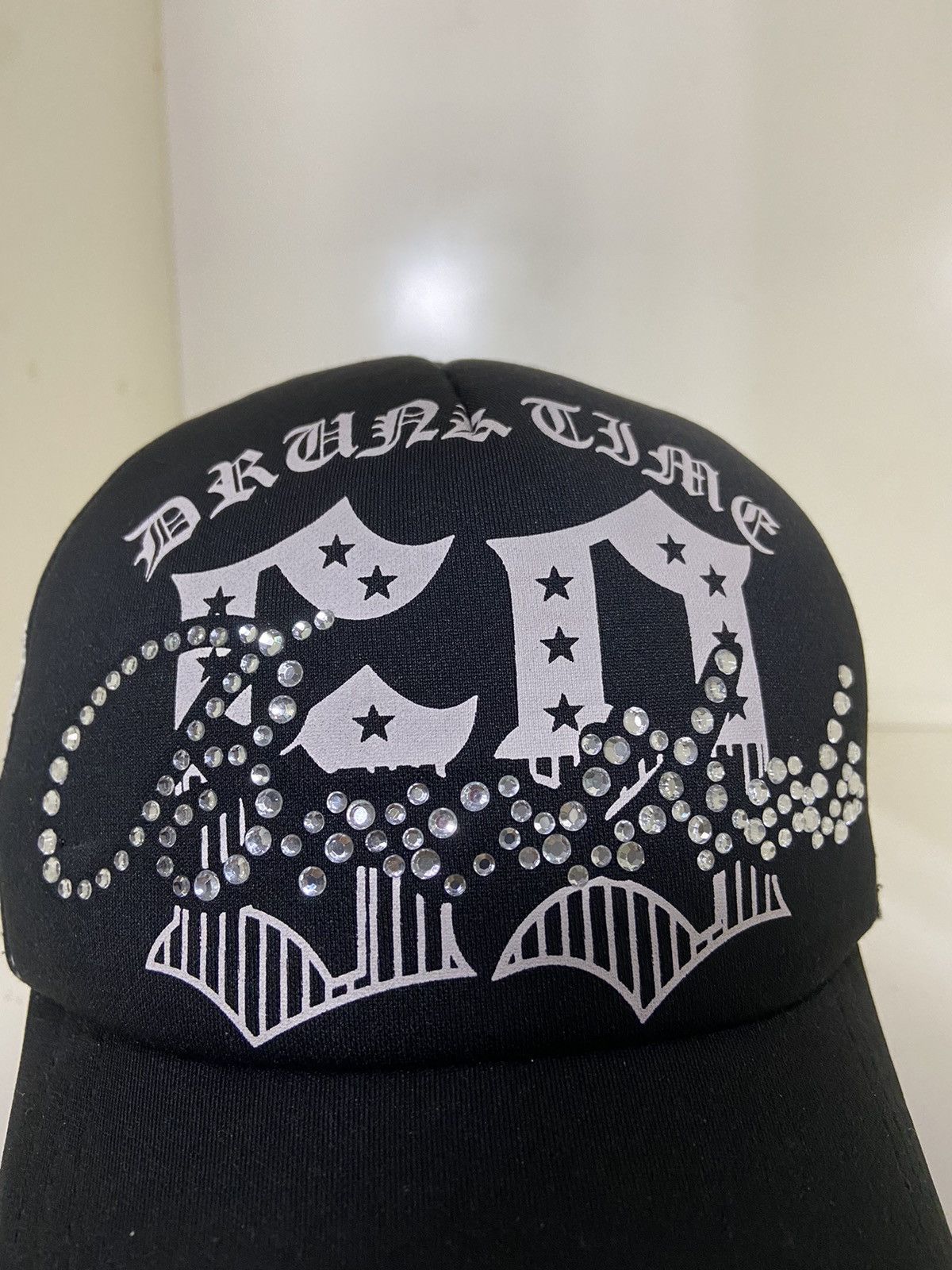 If Six Was Nine 2000s skulls drunk time L.G.B style trucker hat Size ONE SIZE - 3 Thumbnail