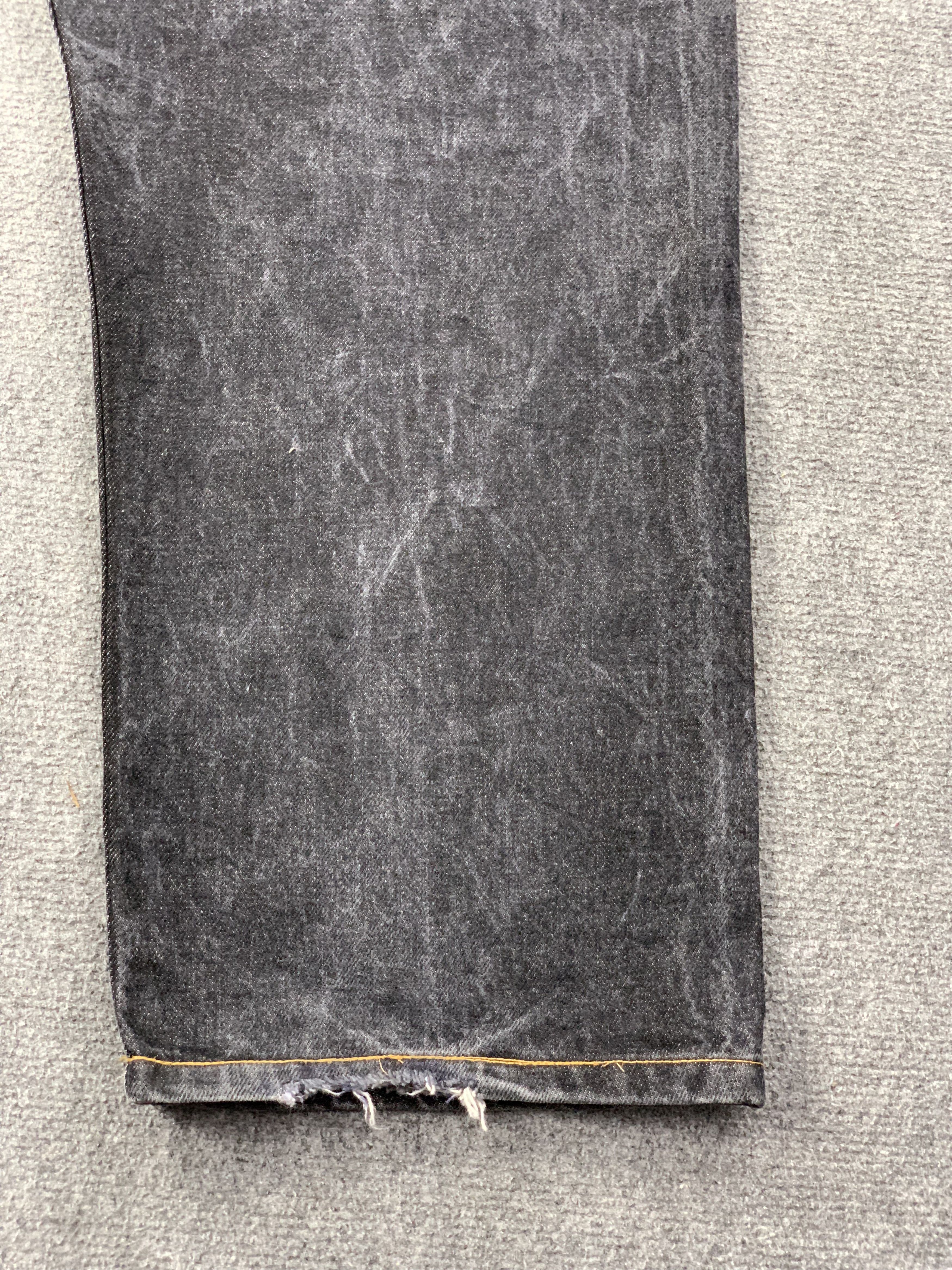 Levi's × Vintage Vintage Levis 501 Faded Black Jeans DP2210 Size US 43 - 18 Thumbnail