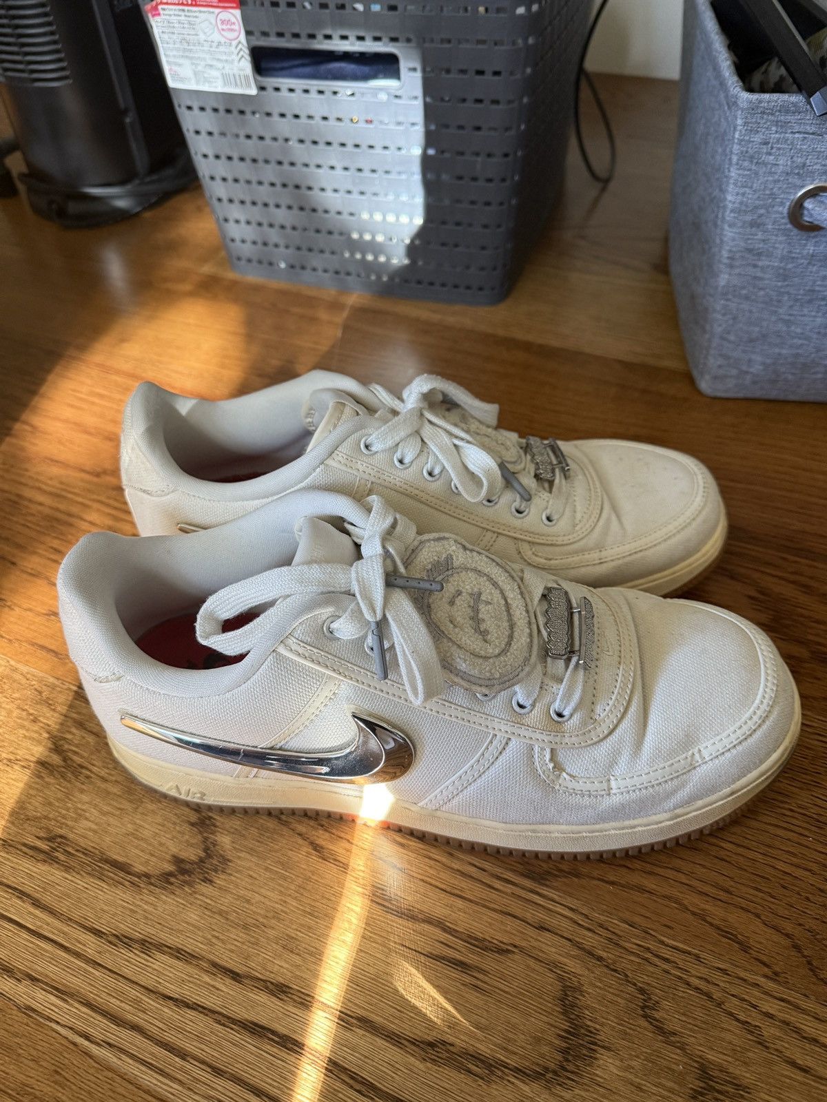 Nike × Travis Scott Nike travis scott air force 1s sail size 11.5 gently used Size US 11.5 / EU 44-45 - 4 Thumbnail