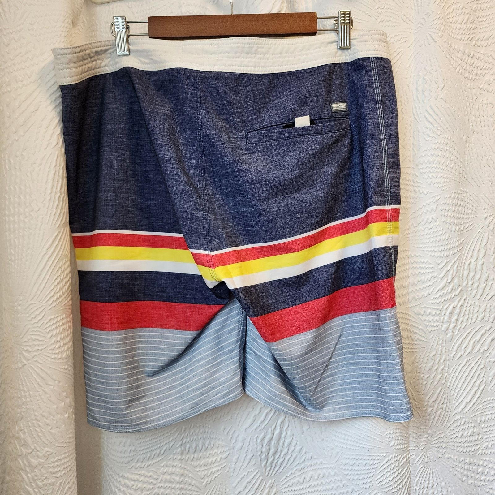 Rip Curl Rip Curl Men's Board Shorts 34 Blue w/ Red Yellow White Size US 34 / EU 50 - 2 Thumbnail