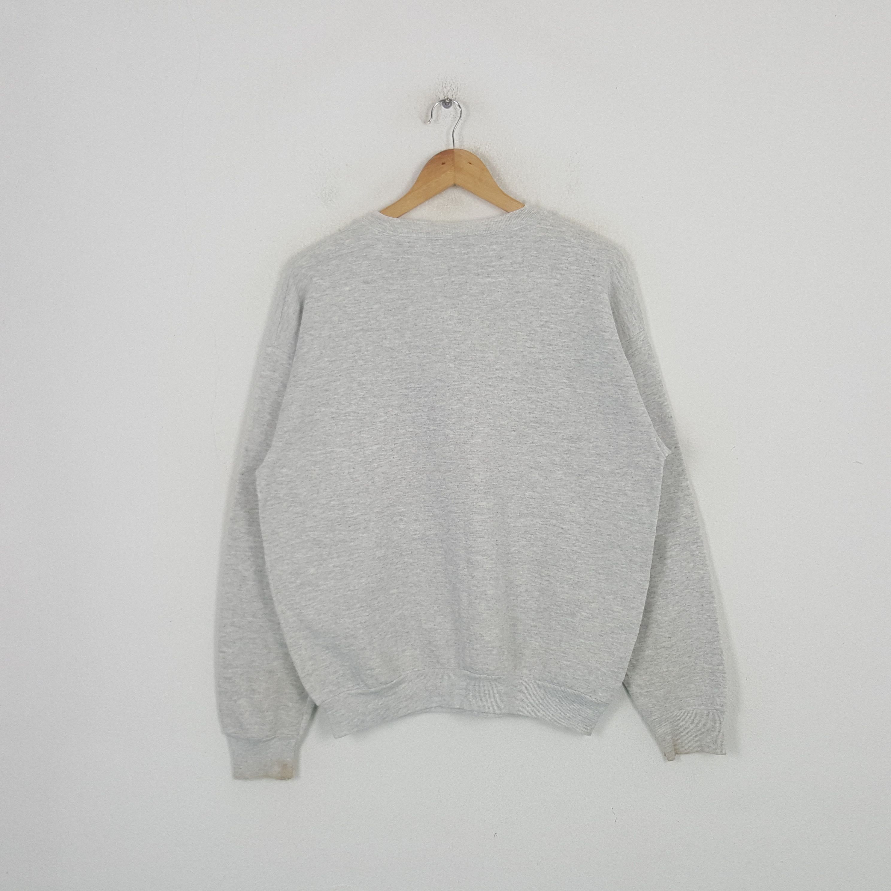 New York Yankees Vintage New York Yankees X Bugs Bunny Sweatshirt C302N11 Size US M / EU 48-50 / 2 - 3 Thumbnail