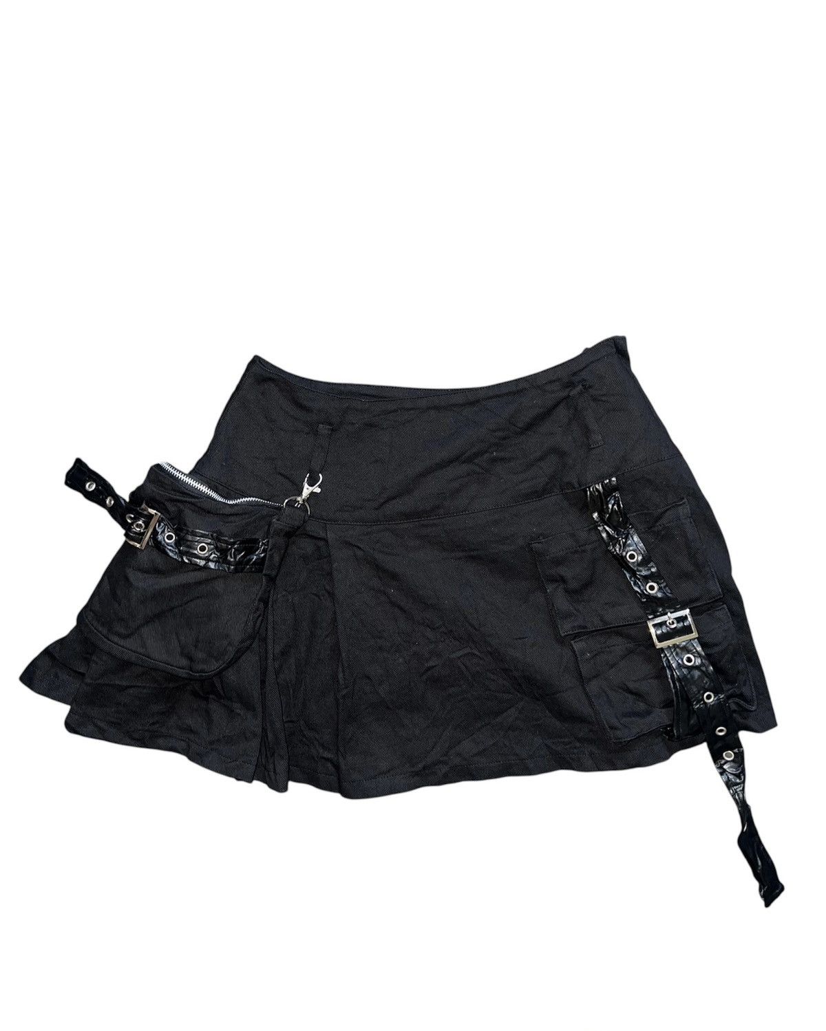 Bodyline leather pocket mini skirt ♠️🧛🏻‍♀️