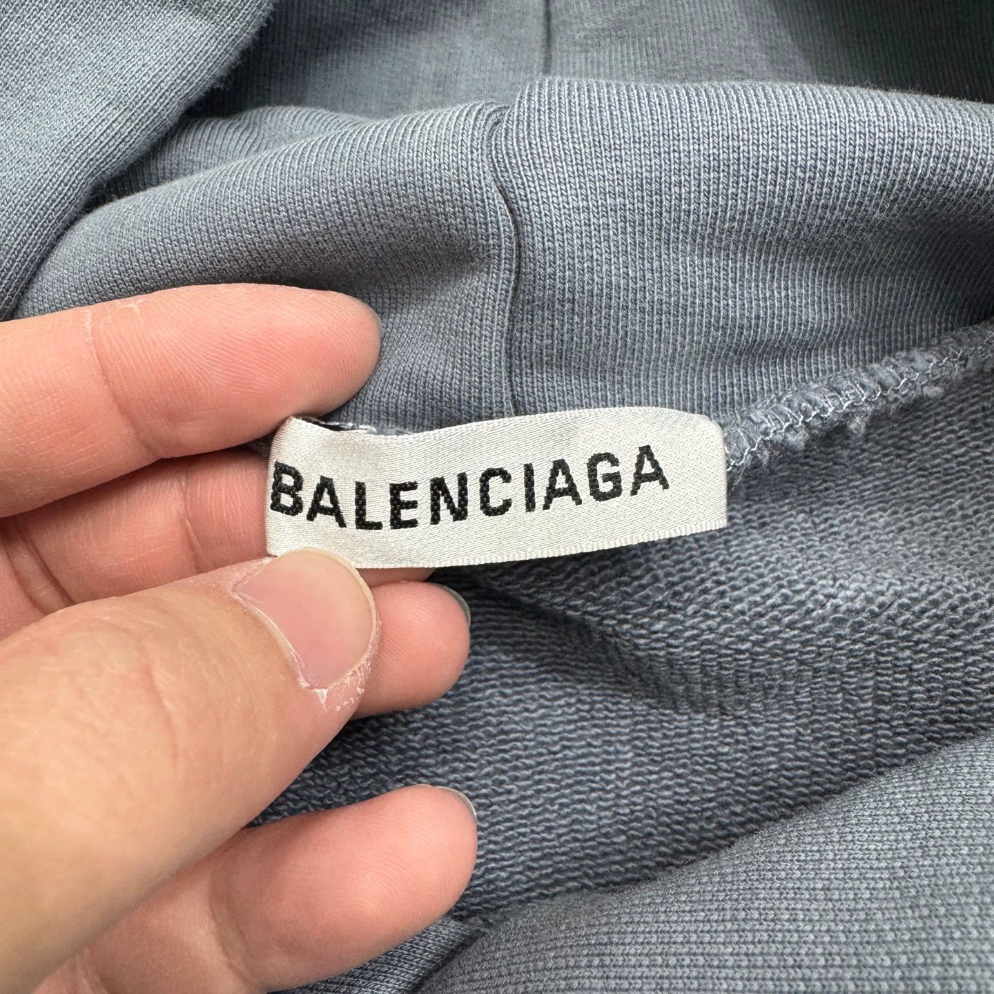 Balenciaga Balenciaga Band Print Hoodie Size S 95 New Stain Size US S / EU 44-46 / 1 - 3 Thumbnail