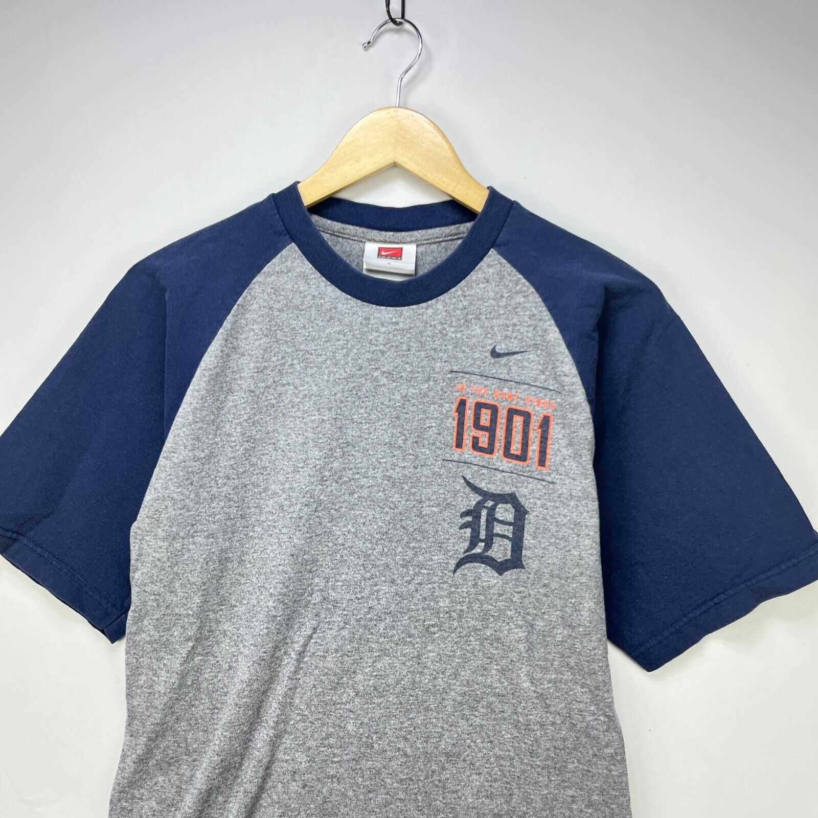 Nike × Vintage Vintage Y2K Nike Detroit Tigers T Shirt Small Size US S / EU 44-46 / 1 - 2 Thumbnail