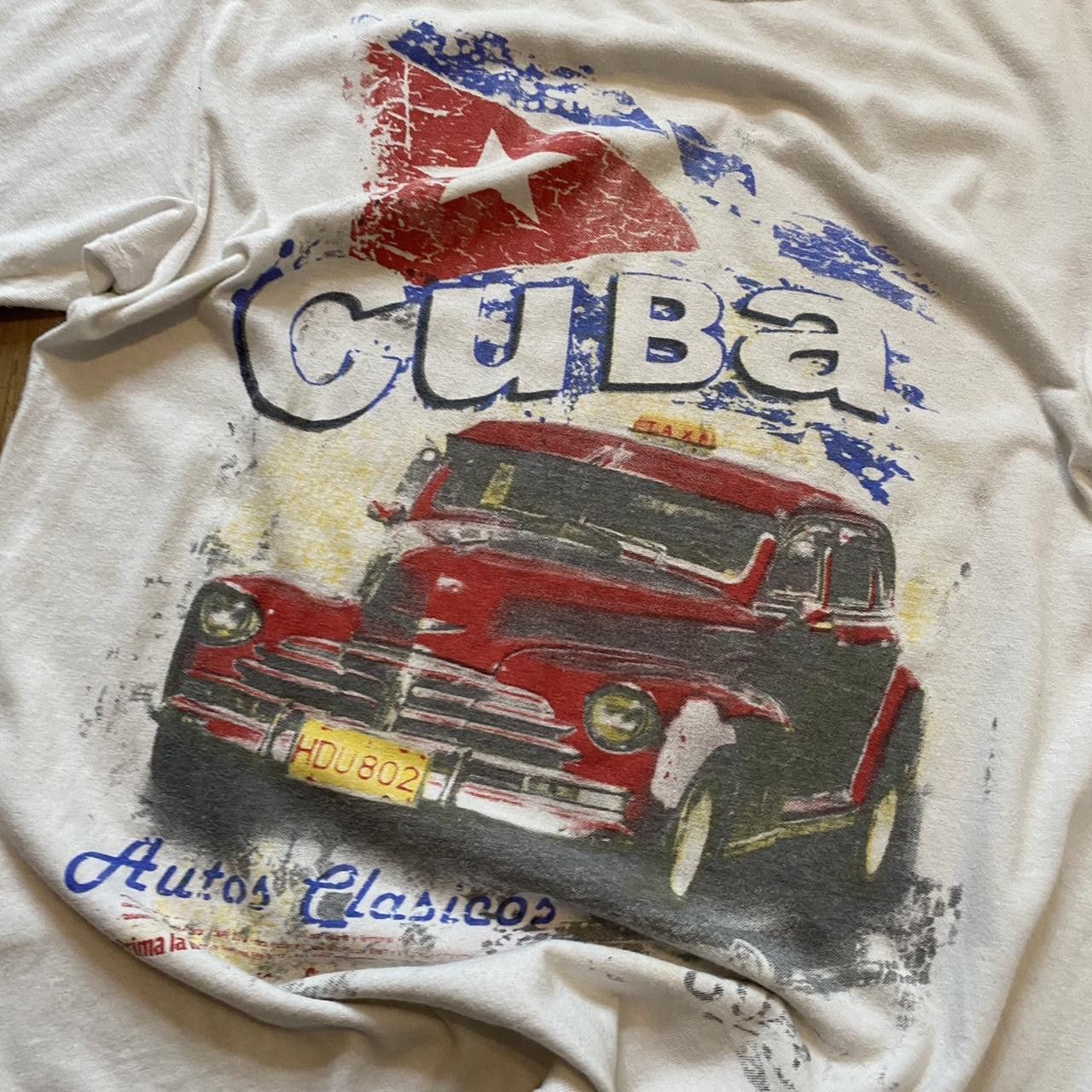 Other Faded white Cuban t-shirt with a graphic on the front Size US S / EU 44-46 / 1 - 3 Thumbnail