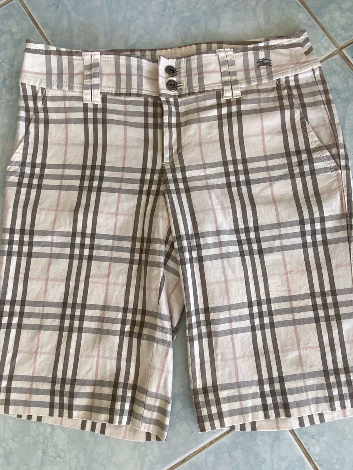 Burberry Burberry Blue Label nova check shorts pink accent stripe. Size 28" / US 6 / IT 42 - 4 Thumbnail
