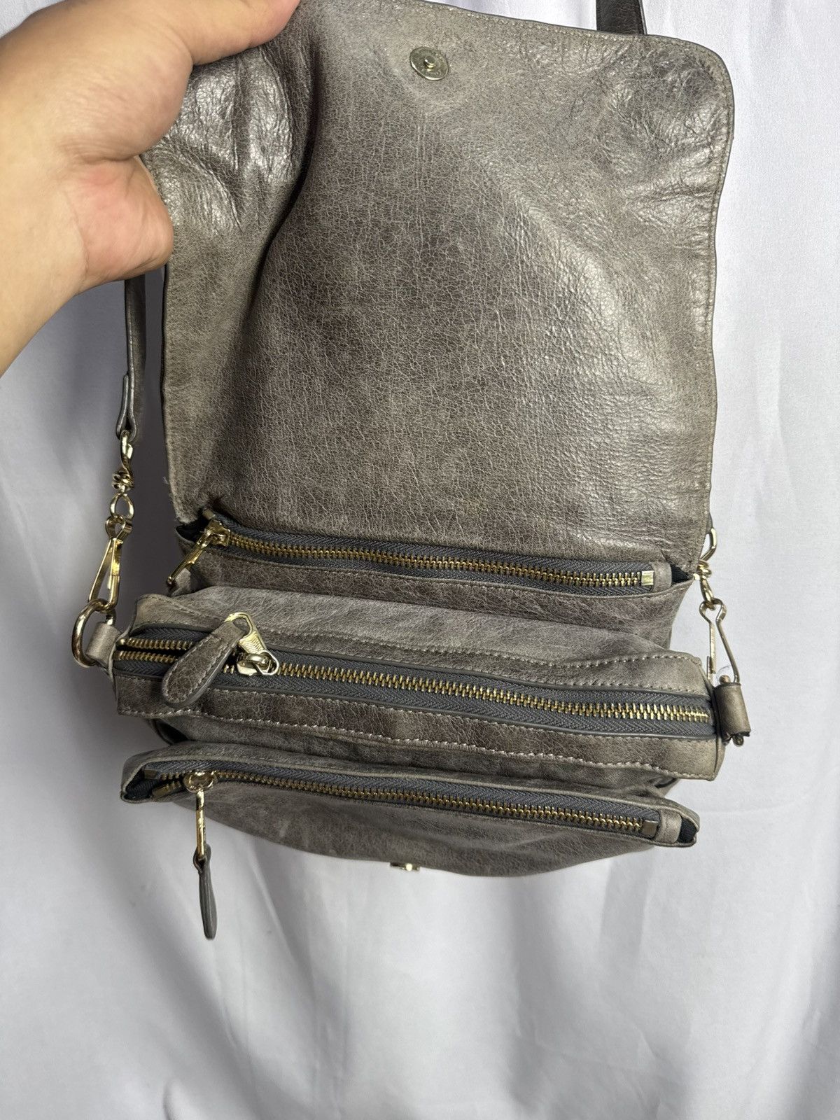Vintage Leather Bags City Sling Bag Size ONE SIZE - 6 Thumbnail