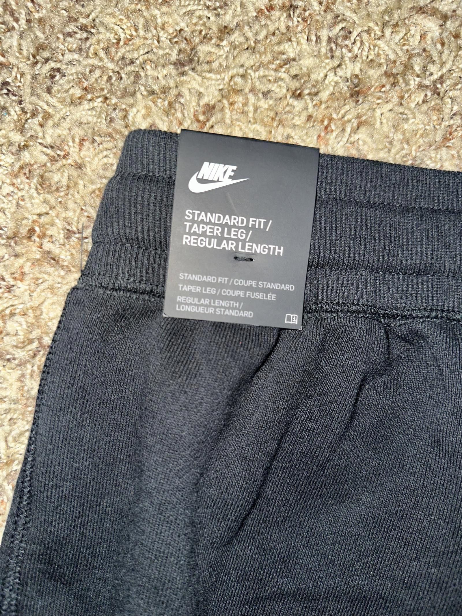 Nike Nike Sportswear Club Fleece Black Joggers Pants Size US 30 / EU 46 - 8 Thumbnail