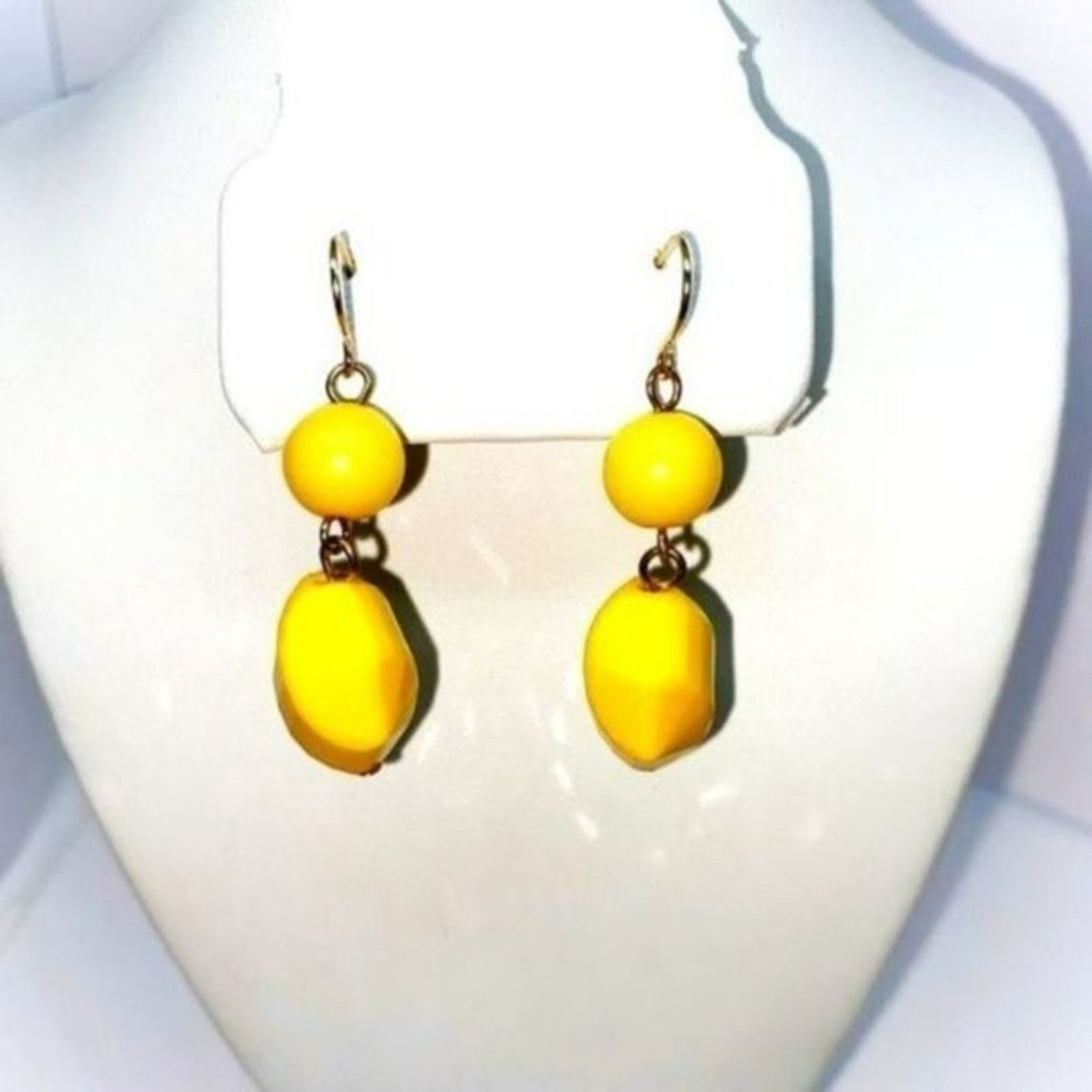 Handmade Gold-Tone Yellow Bead Pendant Dangle Earrings Size ONE SIZE - 1 Thumbnail