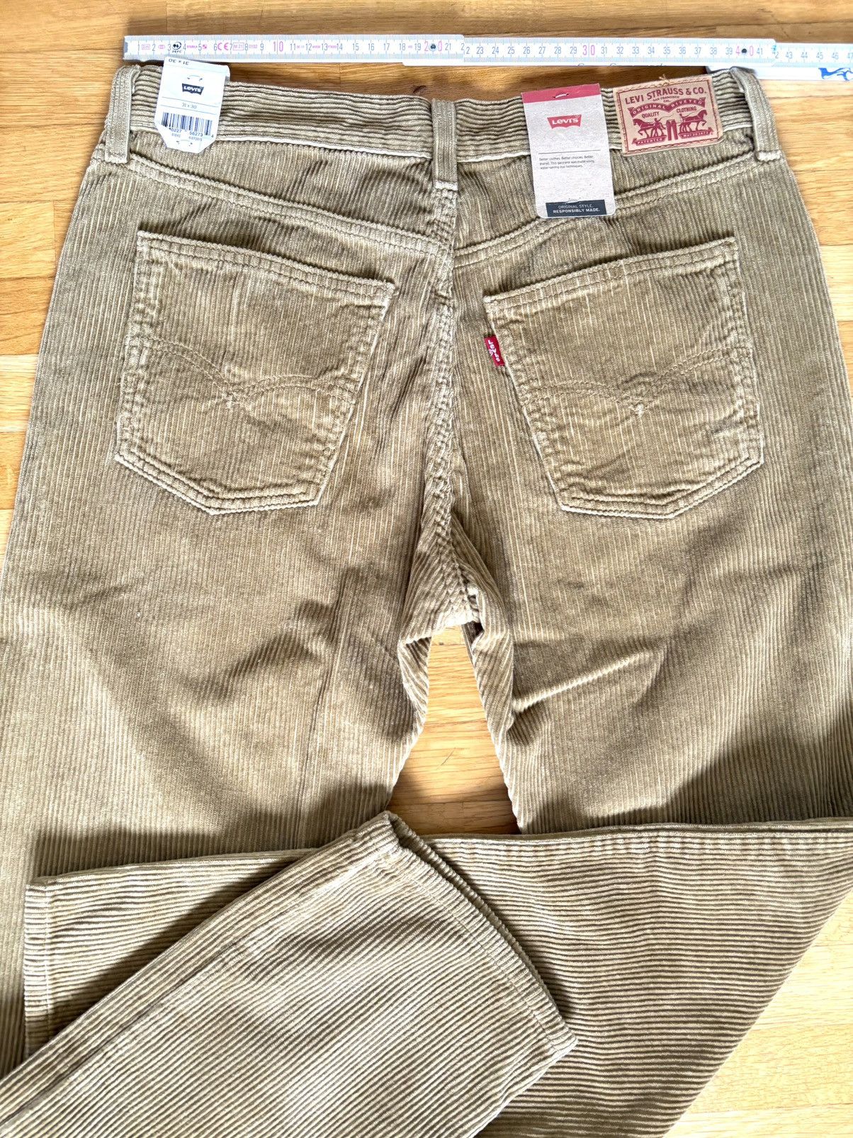 Levi's Unworn Levis 512 corduroy men pant - size 31 / 30 - beige Size US 31 - 5 Thumbnail