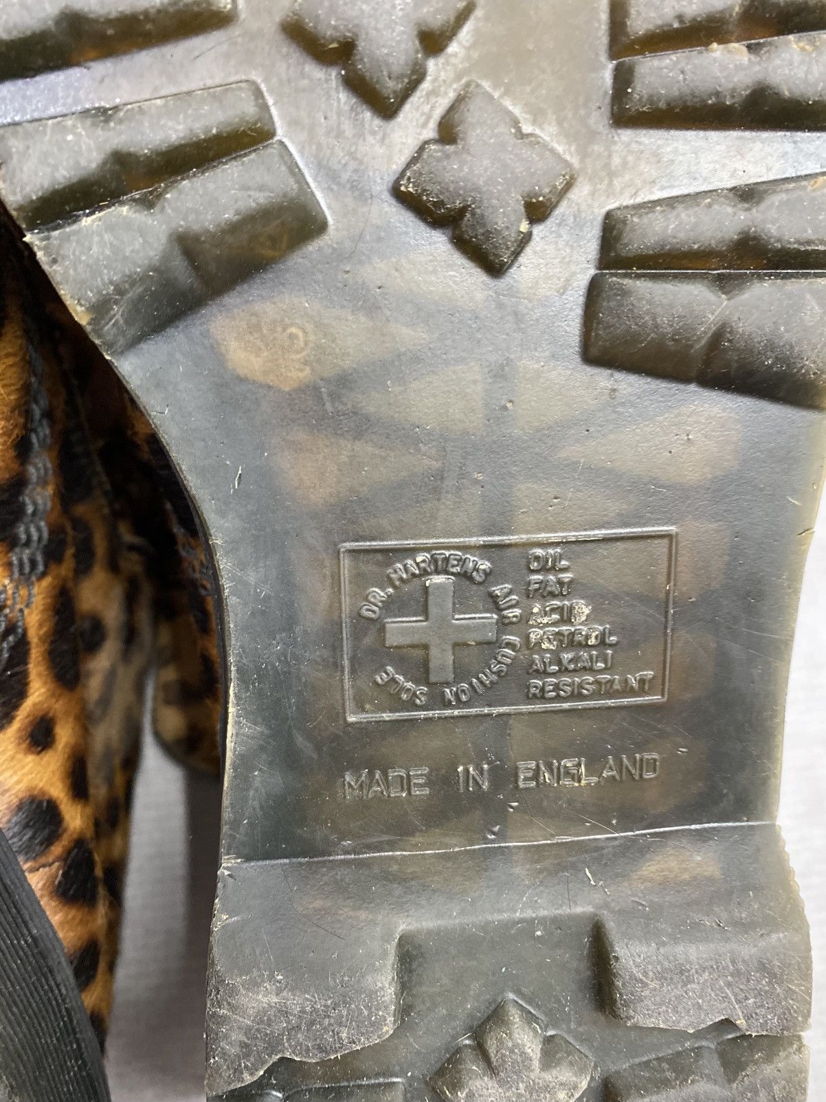 Dr. Martens Dr martens barton leopard hair on made in england Size US 10 / EU 43 - 9 Thumbnail