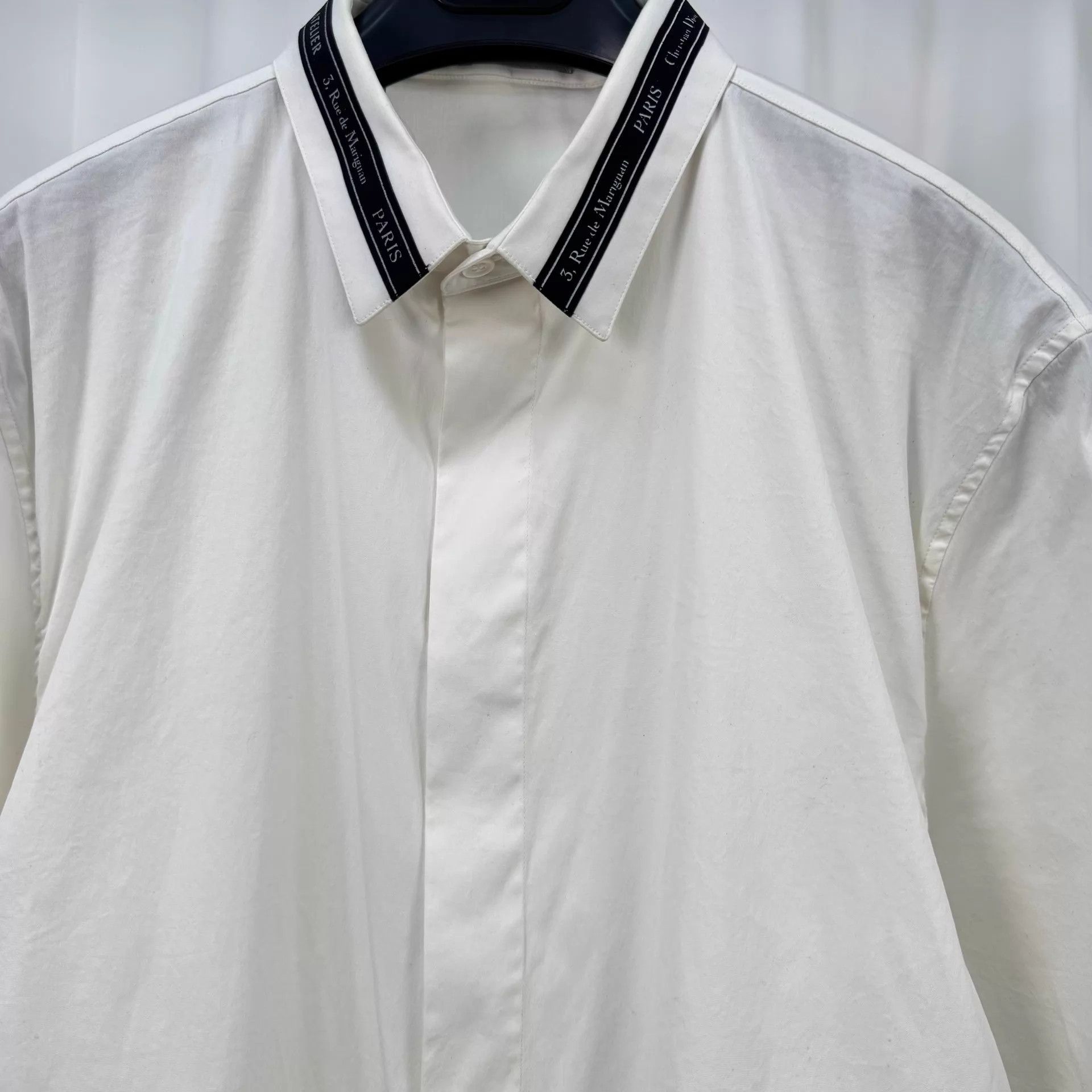 Dior Dior Neck Logo Short Sleeve Shirt 42 98new KL11268 Size US L / EU 52-54 / 3 - 3 Thumbnail