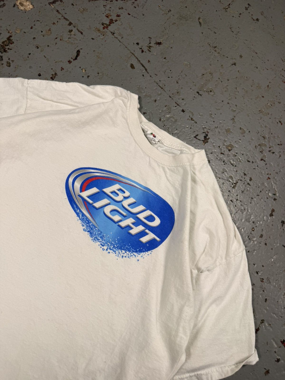 Budweiser Vintage Classic Bud Light Tee Size US XL / EU 56 / 4 - 2 Thumbnail