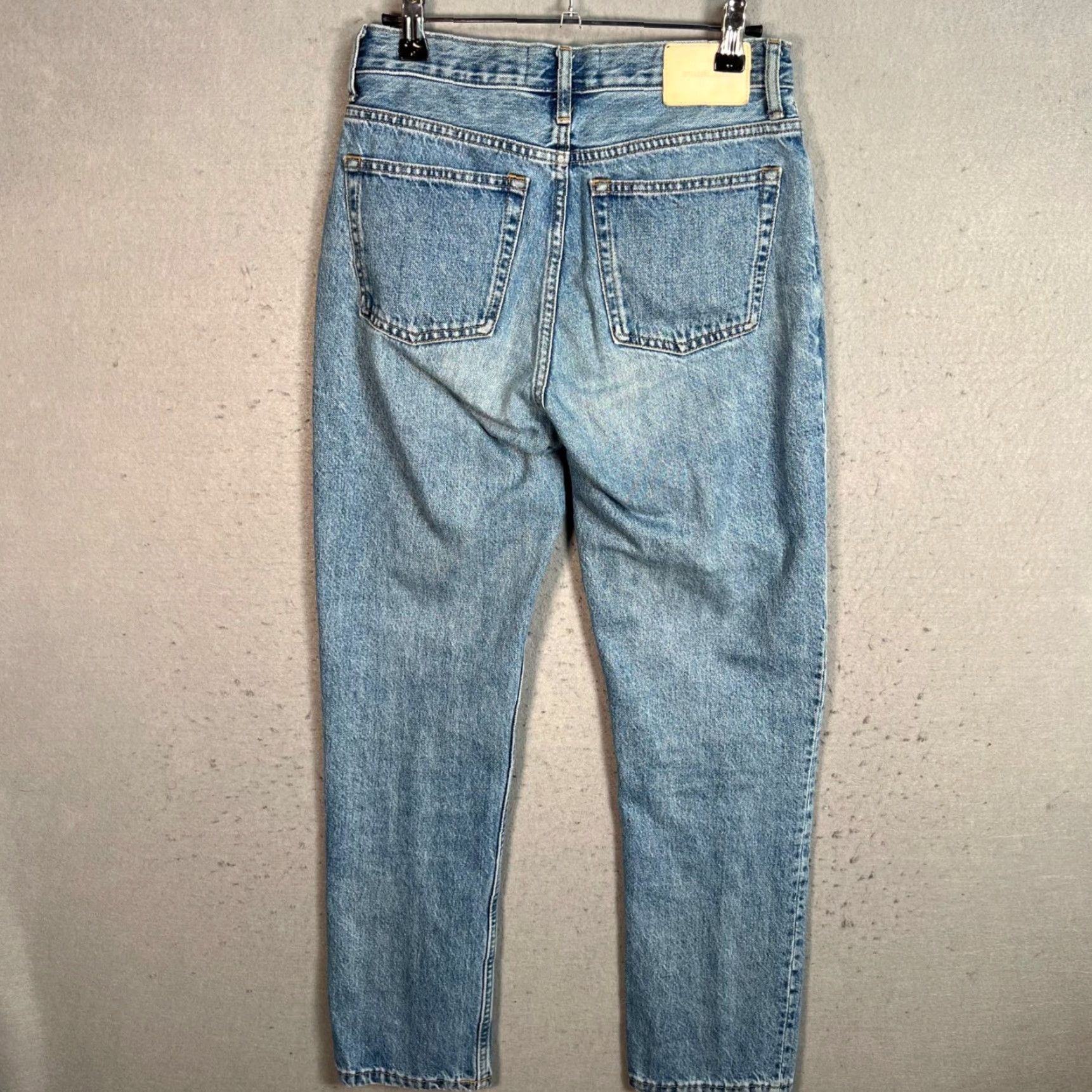 Everlane VINTAGE? The 90s Cheeky Jean Everlane The 90s Cheeky Jean 25 Regular High Rise Light Wash Blue Denim Womens 25 Regular 26x27 5-Pocket 90s Style Jeans Size 42" / US 20 - 2 Thumbnail