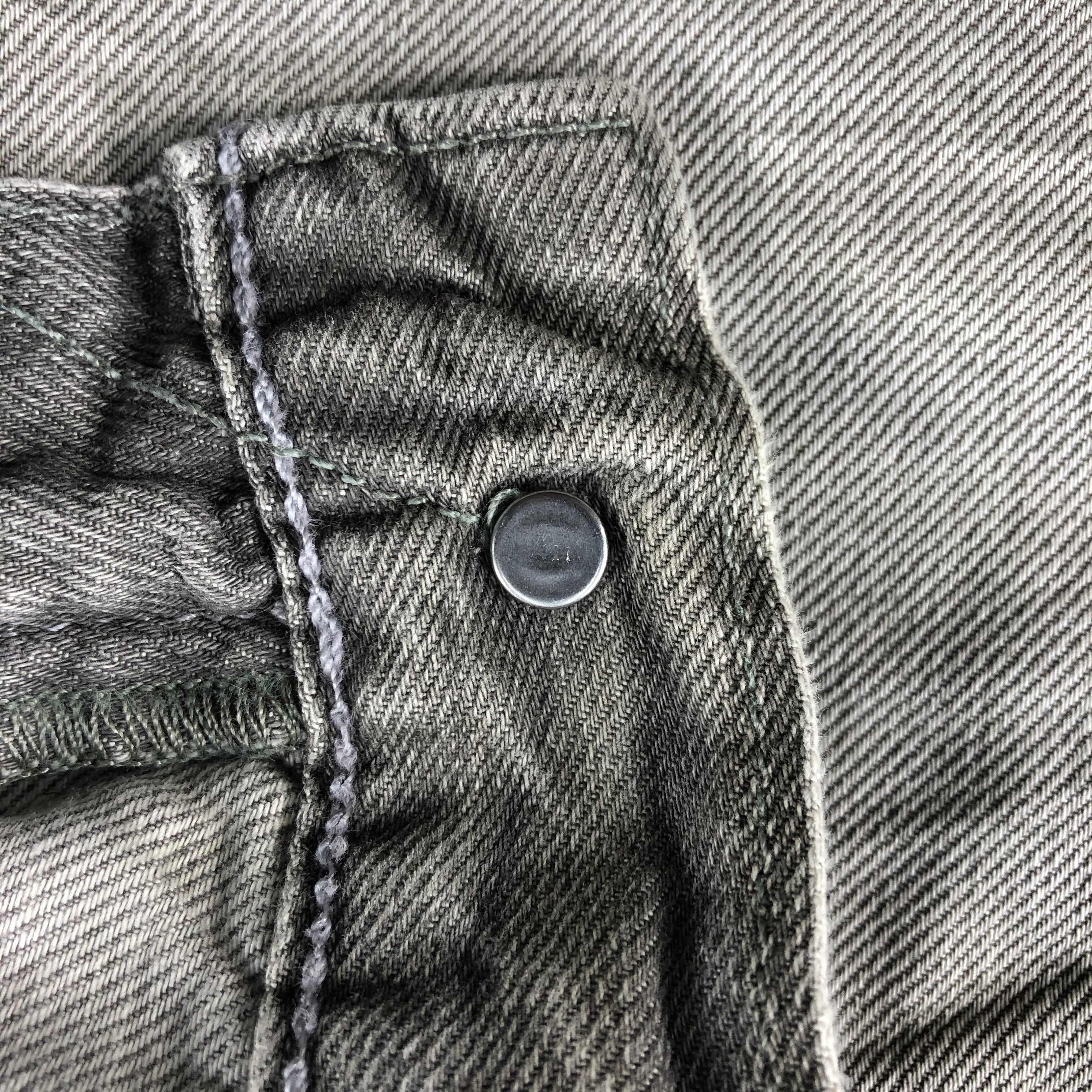 Levi's Vintage Levi's 513 Jeans Faded Gray Distressed Denim KJ662 Size US 34 / EU 50 - 8 Thumbnail