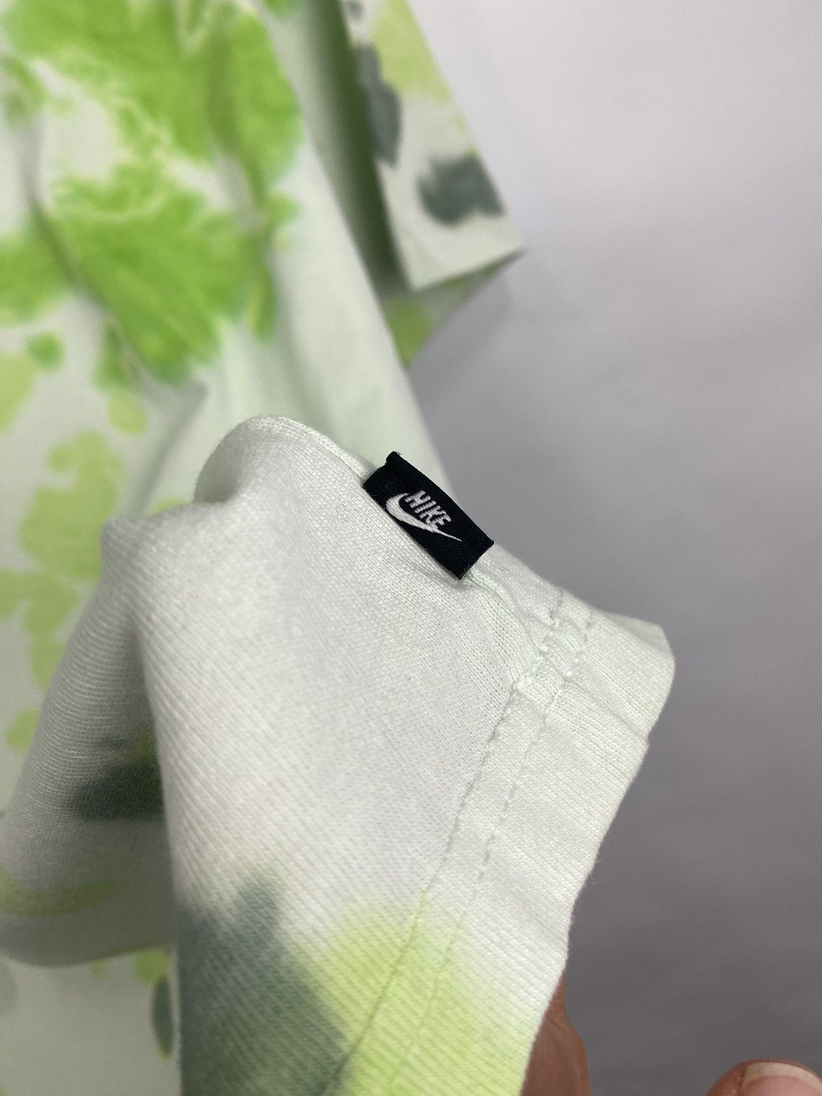Nike 🇺🇸 Nike Tie Dye Acid Color Rare T-Shirt Y2K Size US L / EU 52-54 / 3 - 6 Thumbnail