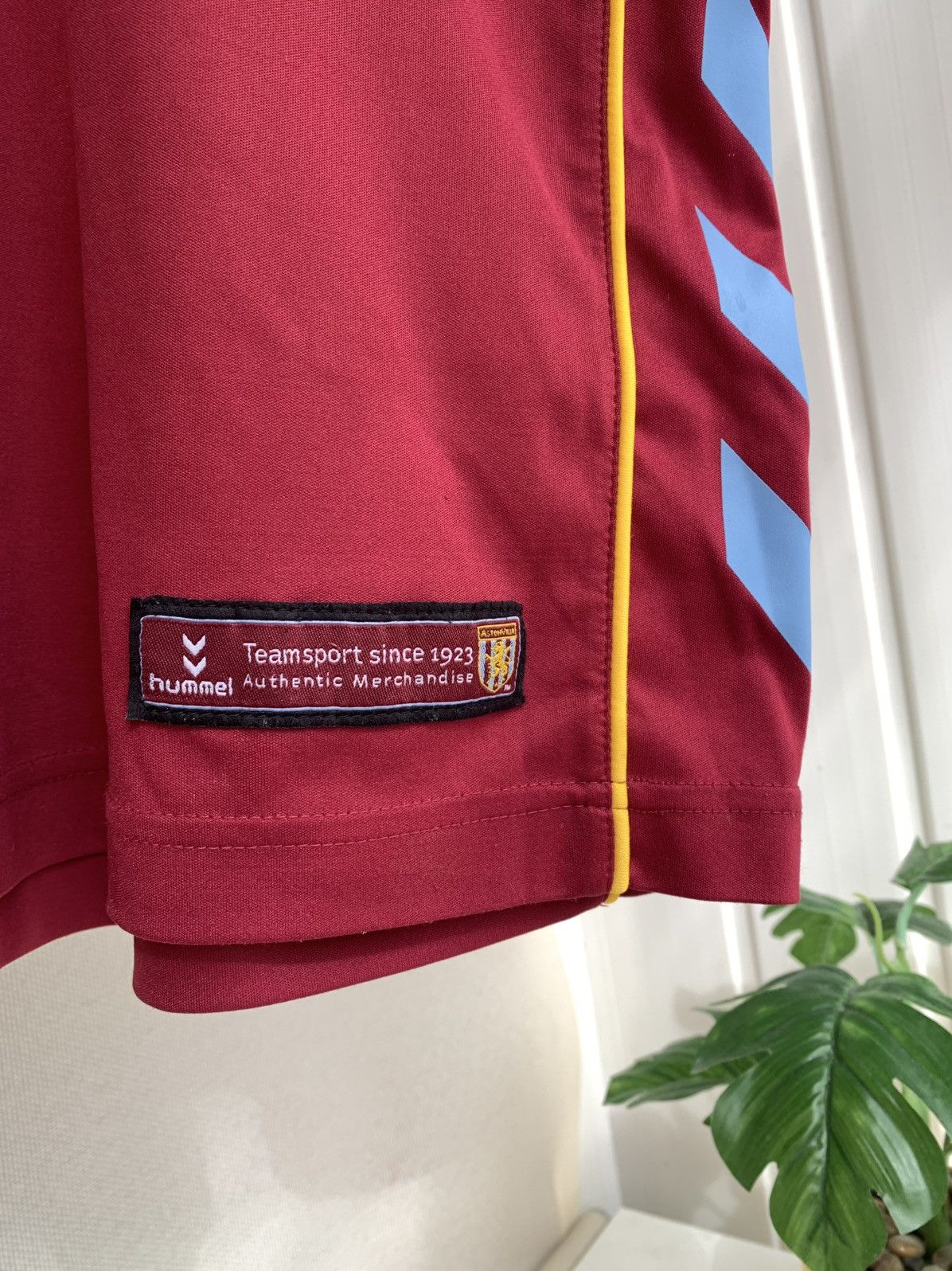Hummel Hummel ASTON VILLA FC 2005-2006 Vintage Home Shirt Size XL Size US XL / EU 56 / 4 - 5 Thumbnail
