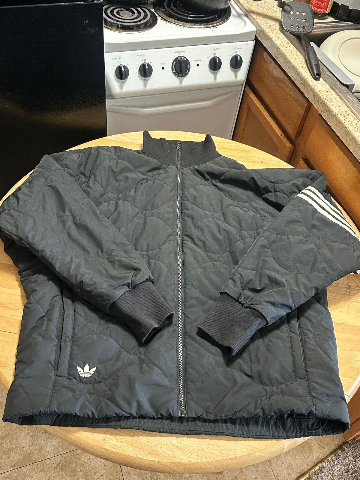 Adidas Adidas men’s Adicolor Neuclassics Jacket Size US L / EU 52-54 / 3 - 1 Thumbnail