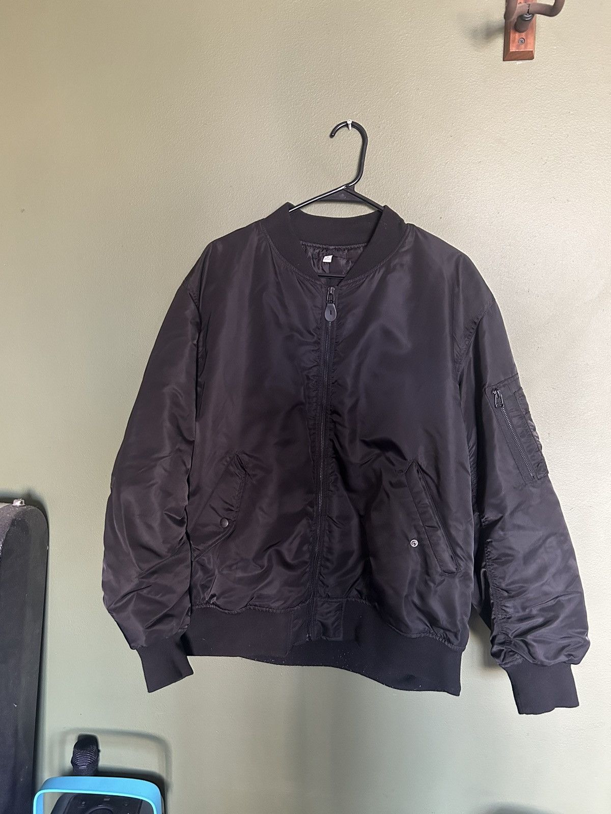 GU × Uniqlo GU black bomber jacket xl Size US XL / EU 56 / 4 - 1 Thumbnail