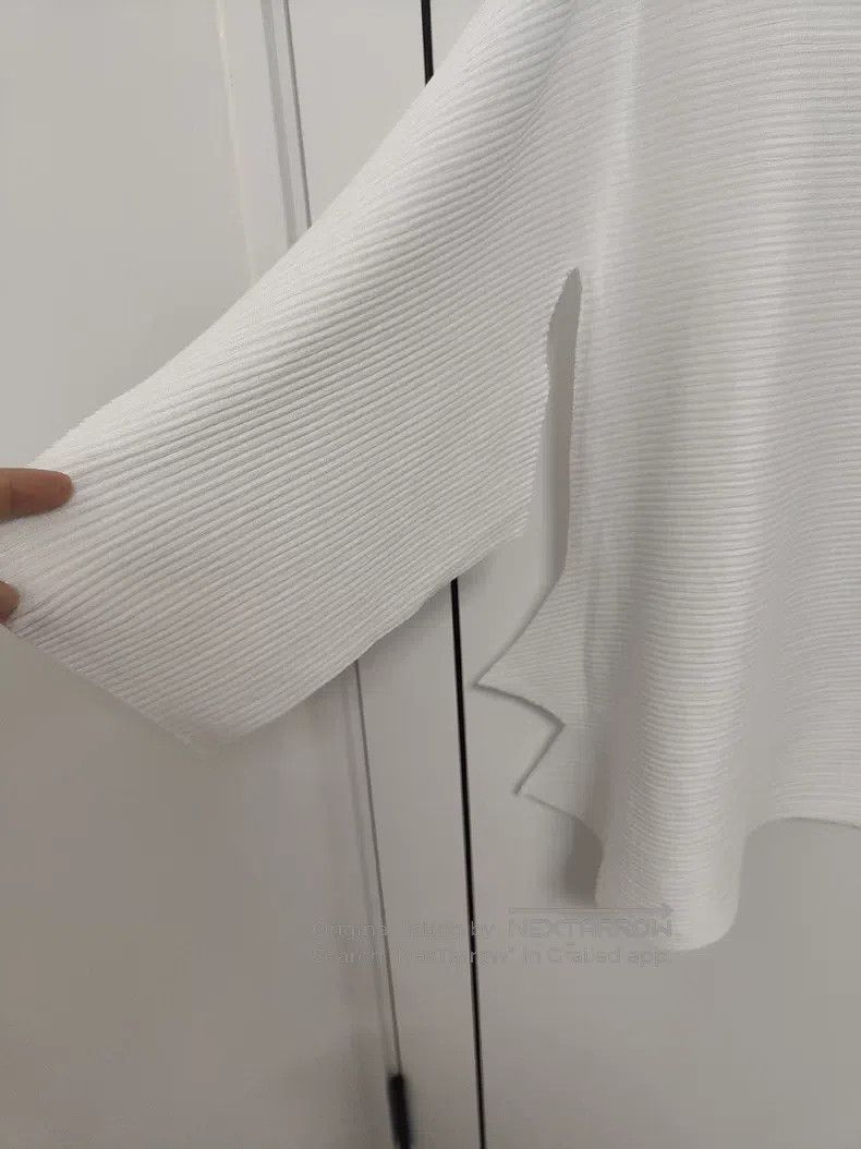 Issey Miyake Issey Miyake size:one size Pure White Tank Top Size XXS / US 00 / IT 34 - 2 Thumbnail