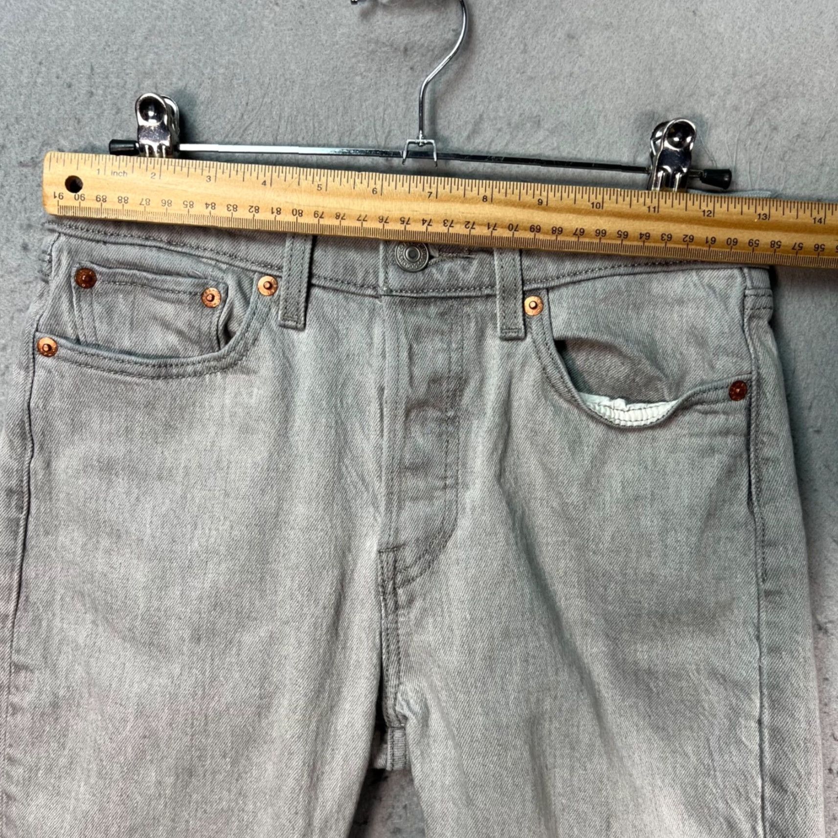Levi's Levis Womens Jeans 25 Wedgie Straight Light Gray Cotton Blend Denim 5-Pocket 90s Vintage Style Womens Men’s Not Applicable Size 42" / US 20 - 6 Thumbnail