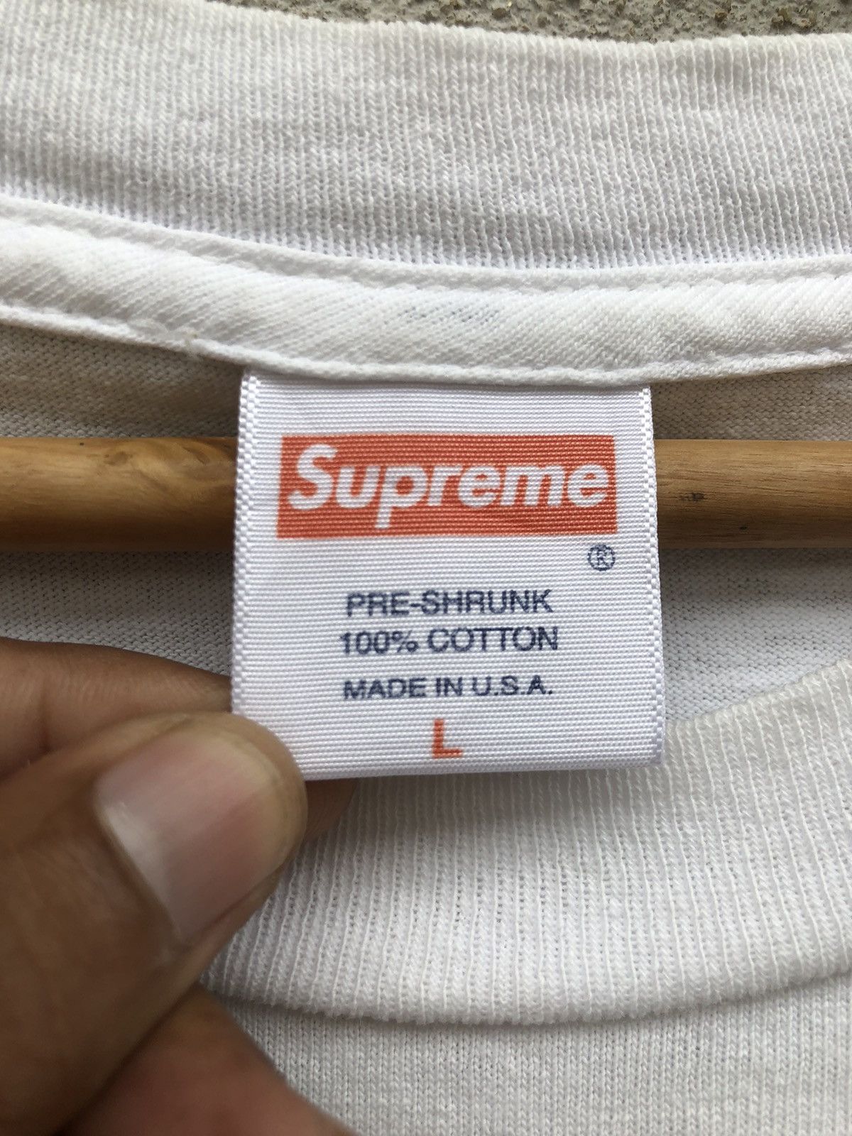 Supreme 2000s vintage Supreme Finger Print T-shirt Size US L / EU 52-54 / 3 - 3 Thumbnail