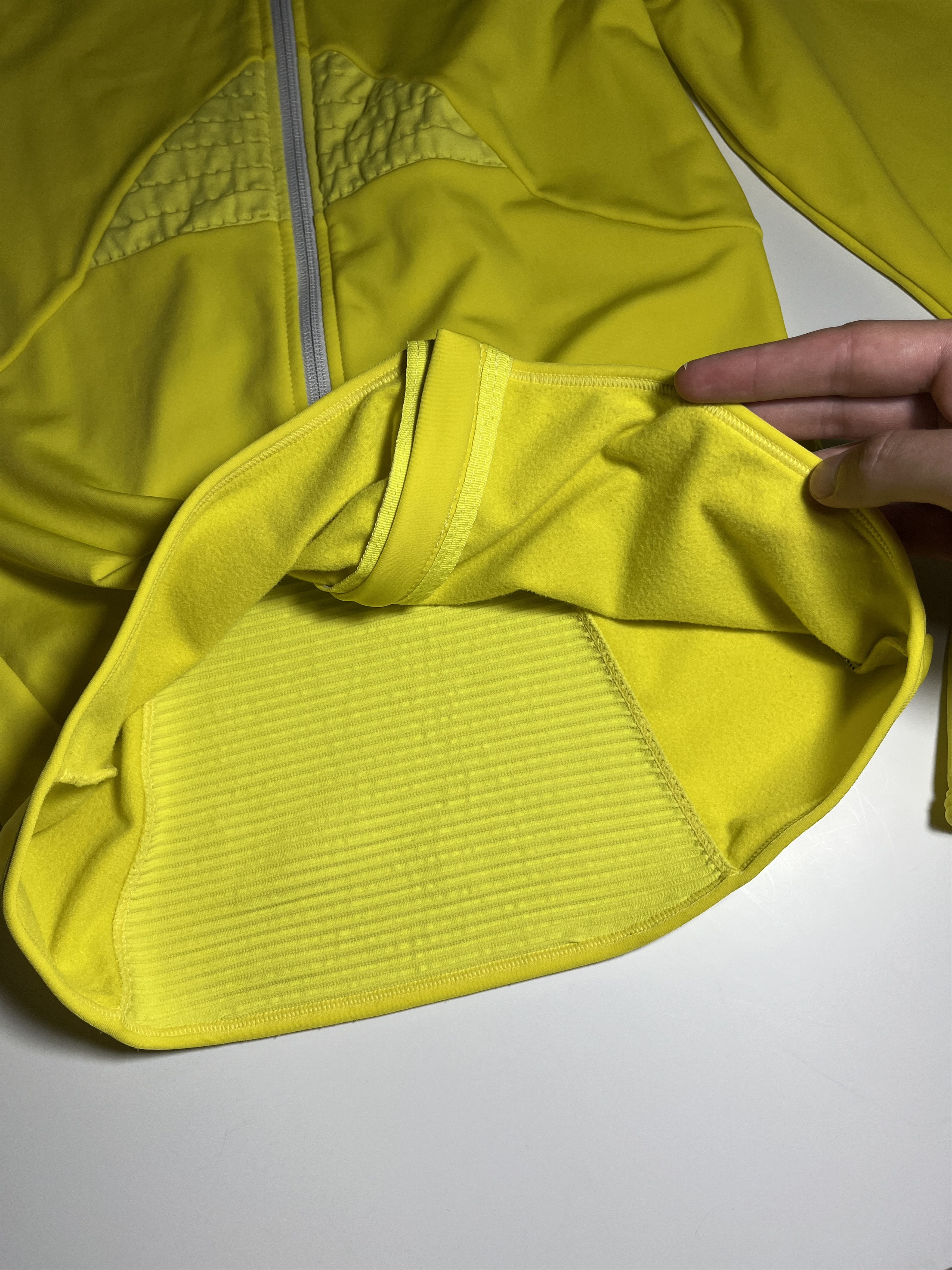 Other X-Bionic Beaver Yellow Long Sleeve Full Zip Track Jacket Size US S / EU 44-46 / 1 - 14 Thumbnail