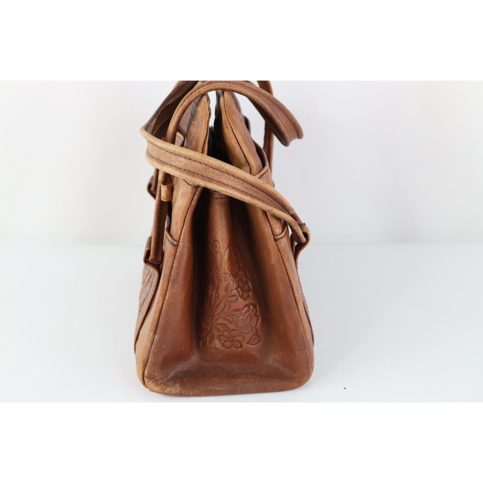 Vintage Vintage 60s 70s Boho Chic Hand Tooled Leather Flower Purse Size ONE SIZE - 8 Thumbnail