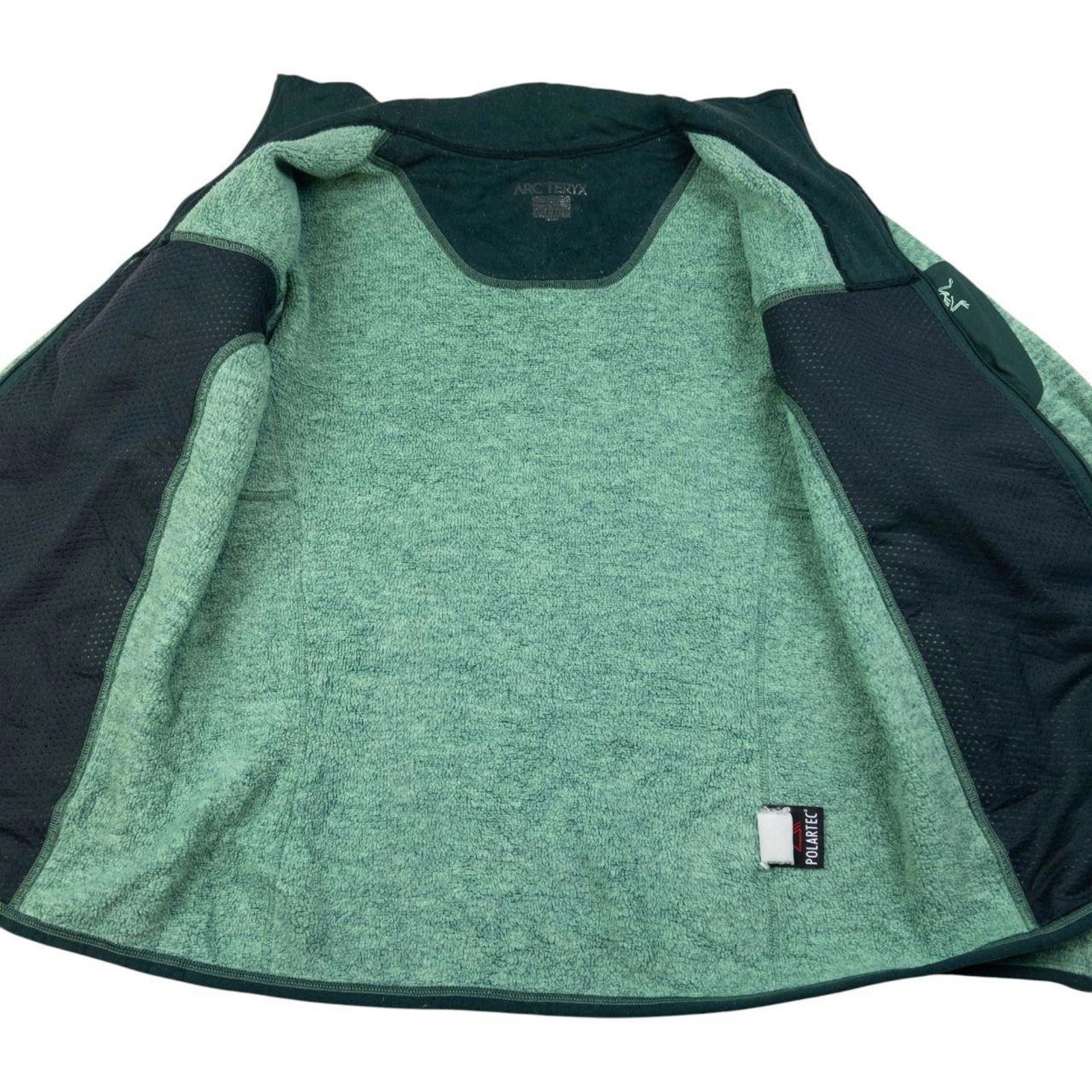 Arc'teryx Vintage Arcteryx Zip Up Fleece Jacket Womens Size M Size M / US 6-8 / IT 42-44 - 4 Thumbnail