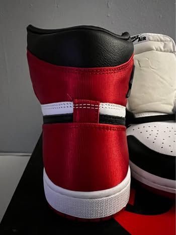 Nike Jordan 1 Satin Black Toe Size US 8 / EU 41 - 4 Thumbnail