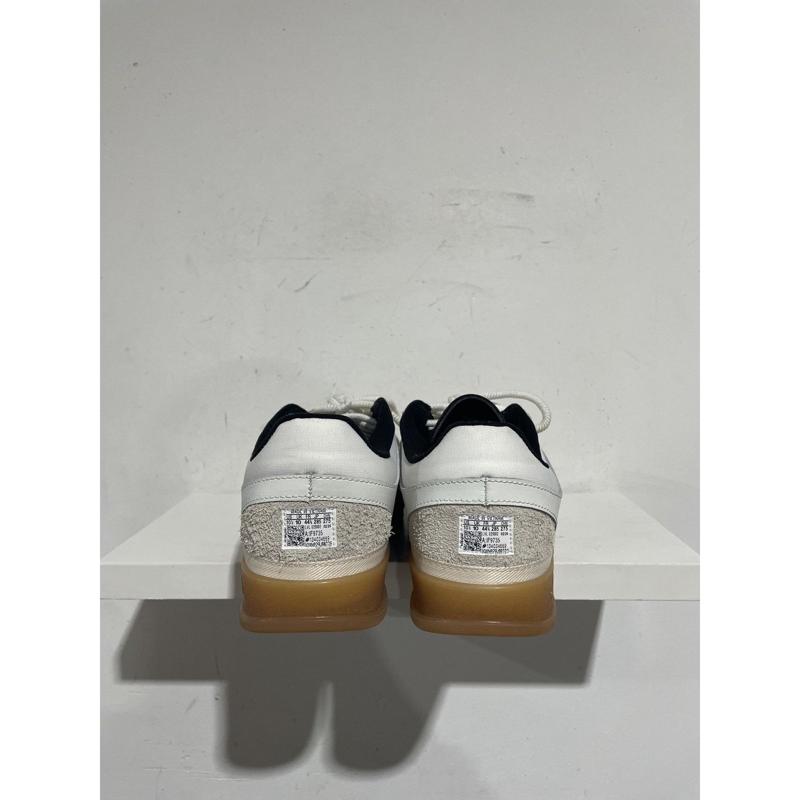 Adidas ADIDAS GAZELLE INDOOR BAD BUNNY CORE WHITE SZ 10.5 PREOWNED Size US 10.5 / EU 43-44 - 4 Thumbnail