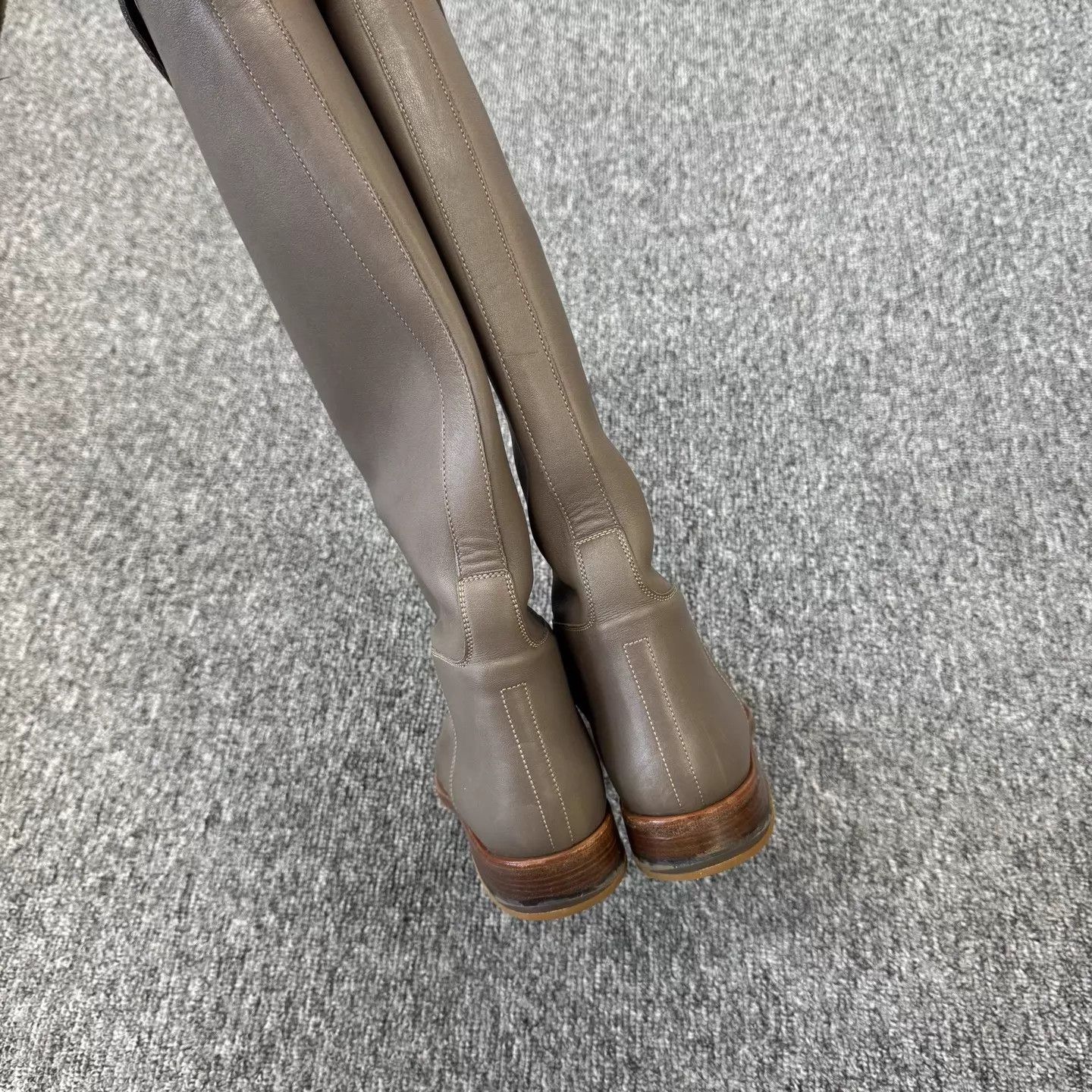 Hermes Hermes Kelly Buckle ElephantGrey Calfskin Knee-High Boot Size US 5 / IT 35 - 6 Thumbnail
