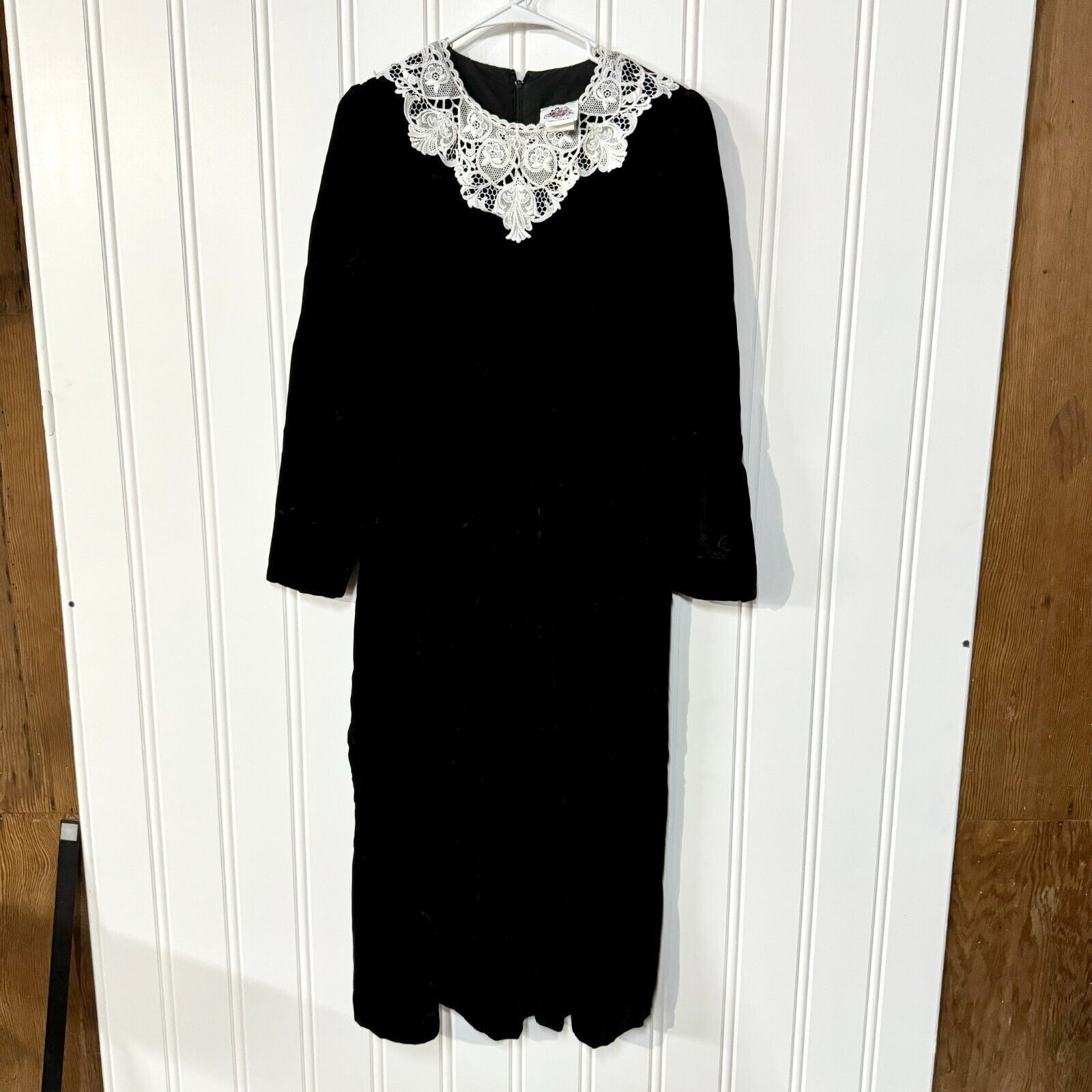 Vintage 70s Vtg Lanz of Salsburg Velvet Lace Collar Maxi Dress 14 Size XL / US 12-14 / IT 48-50 - 2 Thumbnail