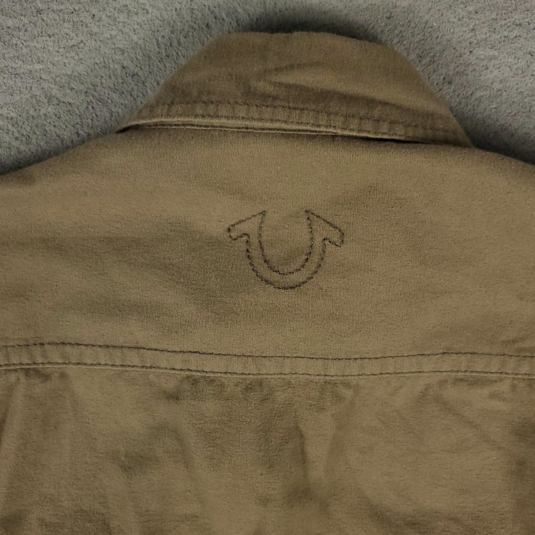 True Religion TRUE RELIGION Shirt Mens 3XL Brown Utility Button Up Long Sleeve Cotton Military Embroidered Pockets Size US XXL / EU 58 / 5 - 5 Thumbnail