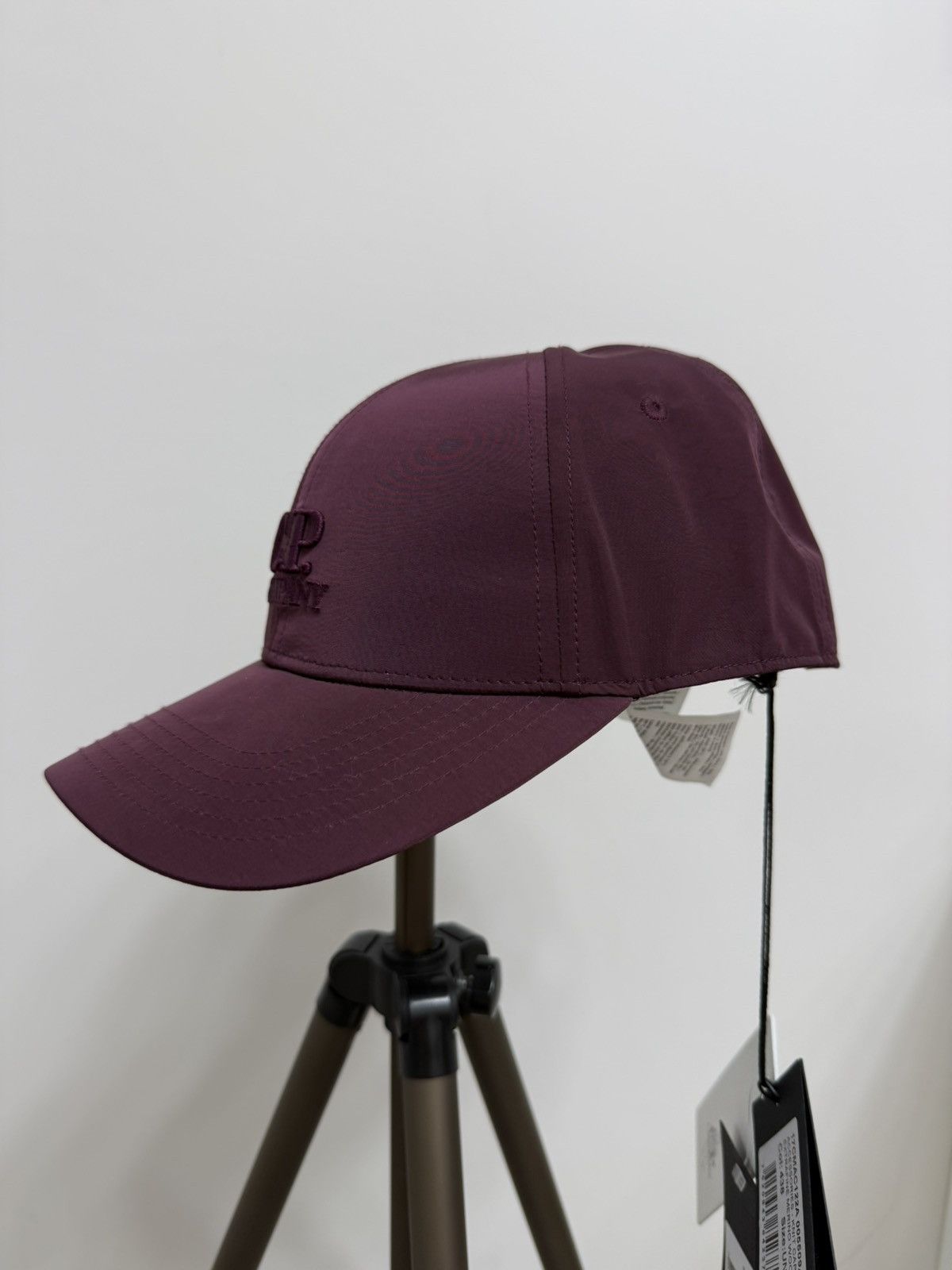 C.P. Company C.P. Company Eco Chrome Cap Burgundy Adjustable Size ONE SIZE - 3 Thumbnail