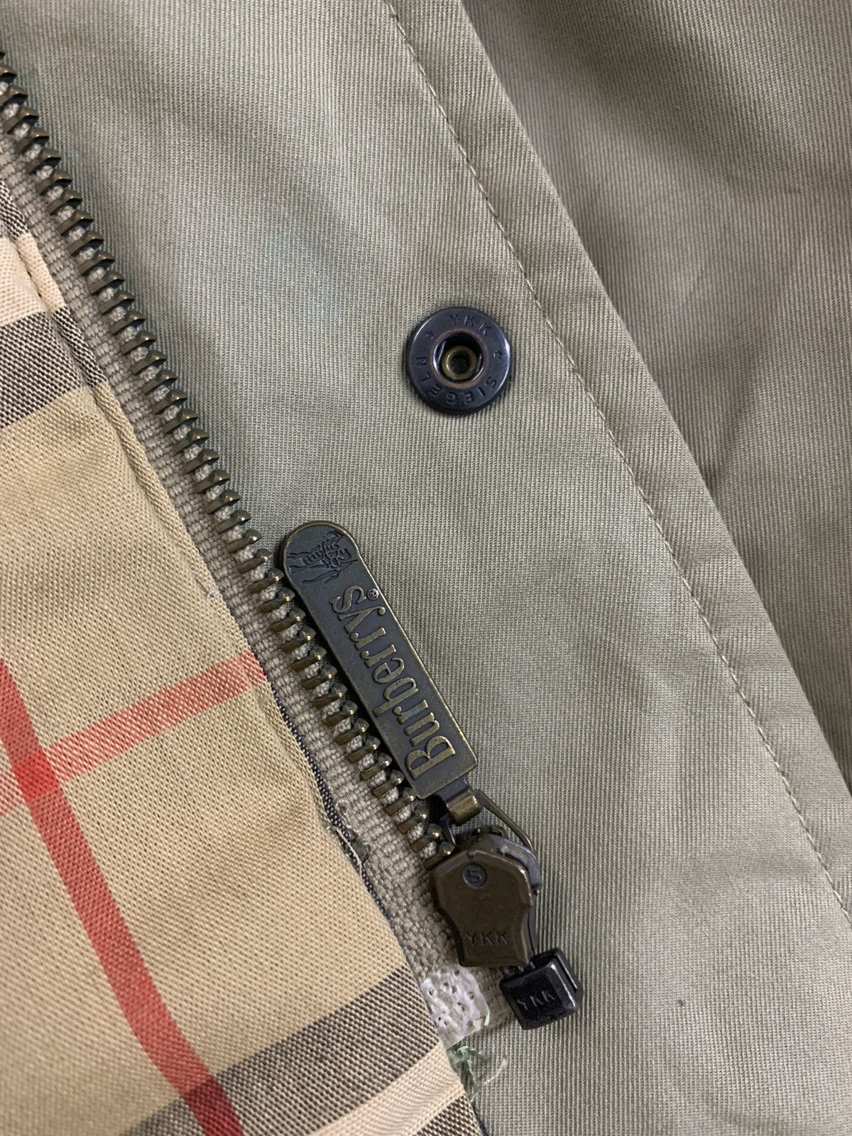 Burberry Vintage BURBERRY x MARUZEN TOKYO Nova Check Parka Size US L / EU 52-54 / 3 - 16 Thumbnail