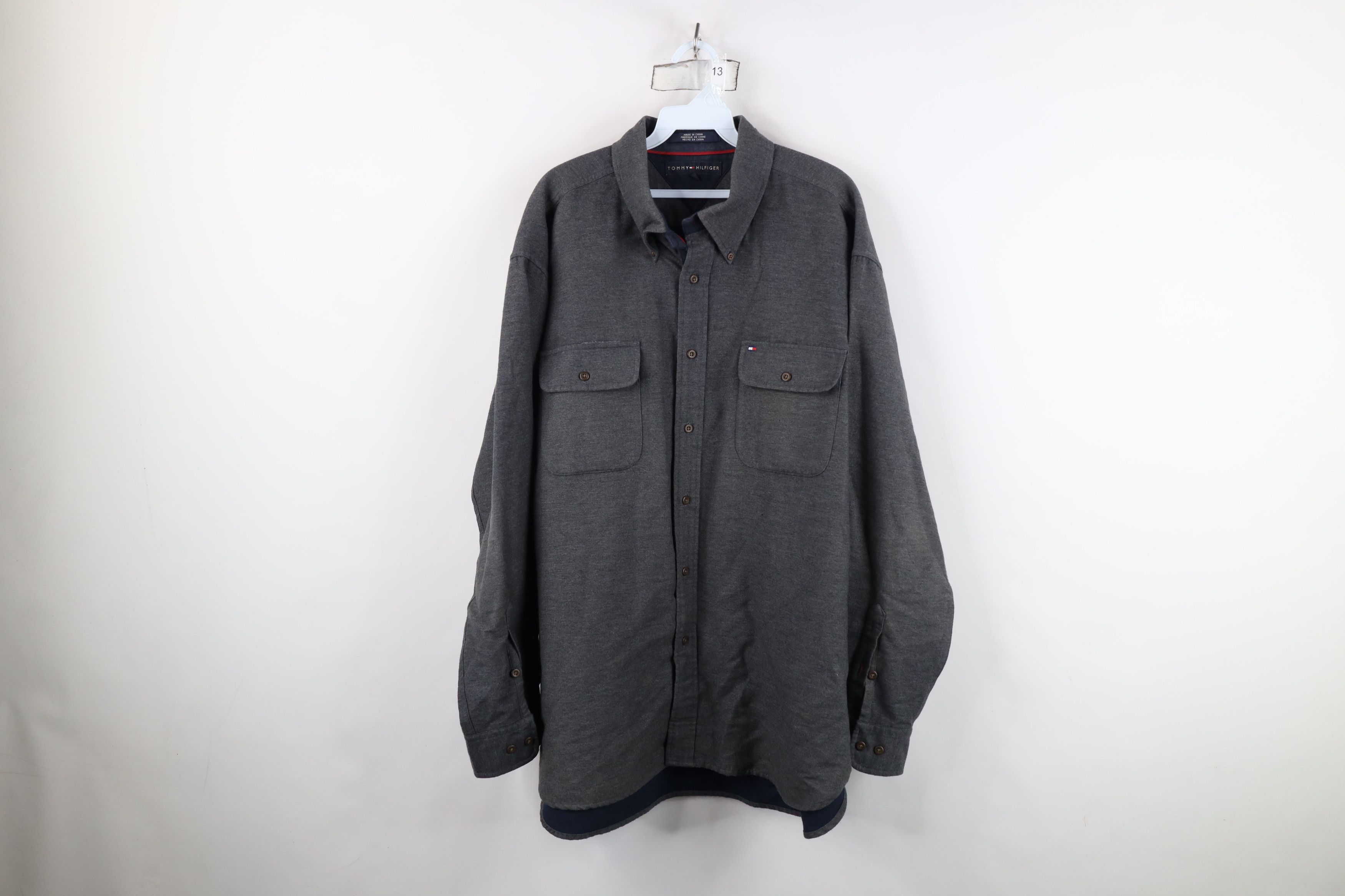 Tommy Hilfiger Vintage 90s Tommy Hilfiger Chamois Cloth Button Shirt Gray Size US XL / EU 56 / 4 - 1 Thumbnail