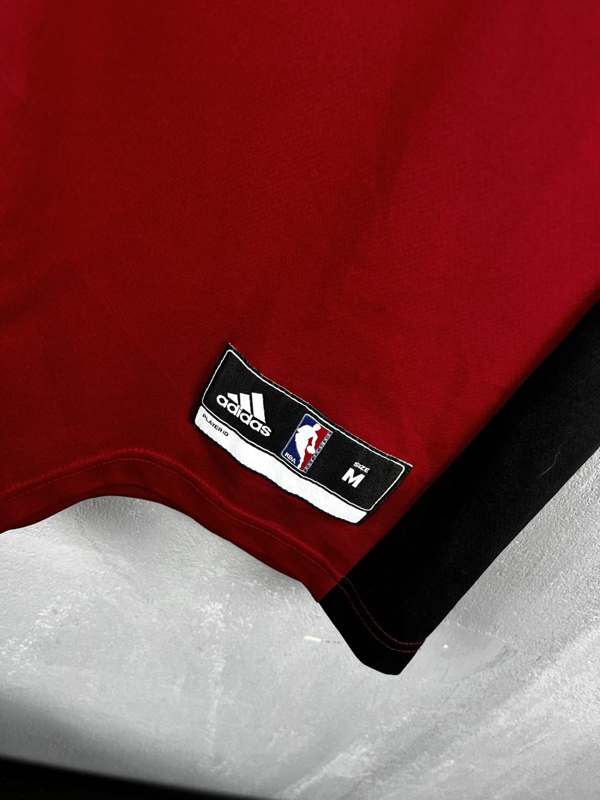 NBA Miami Heat Lebron James #6 NBA Basketball Jersey Size US M / EU 48-50 / 2 - 3 Thumbnail