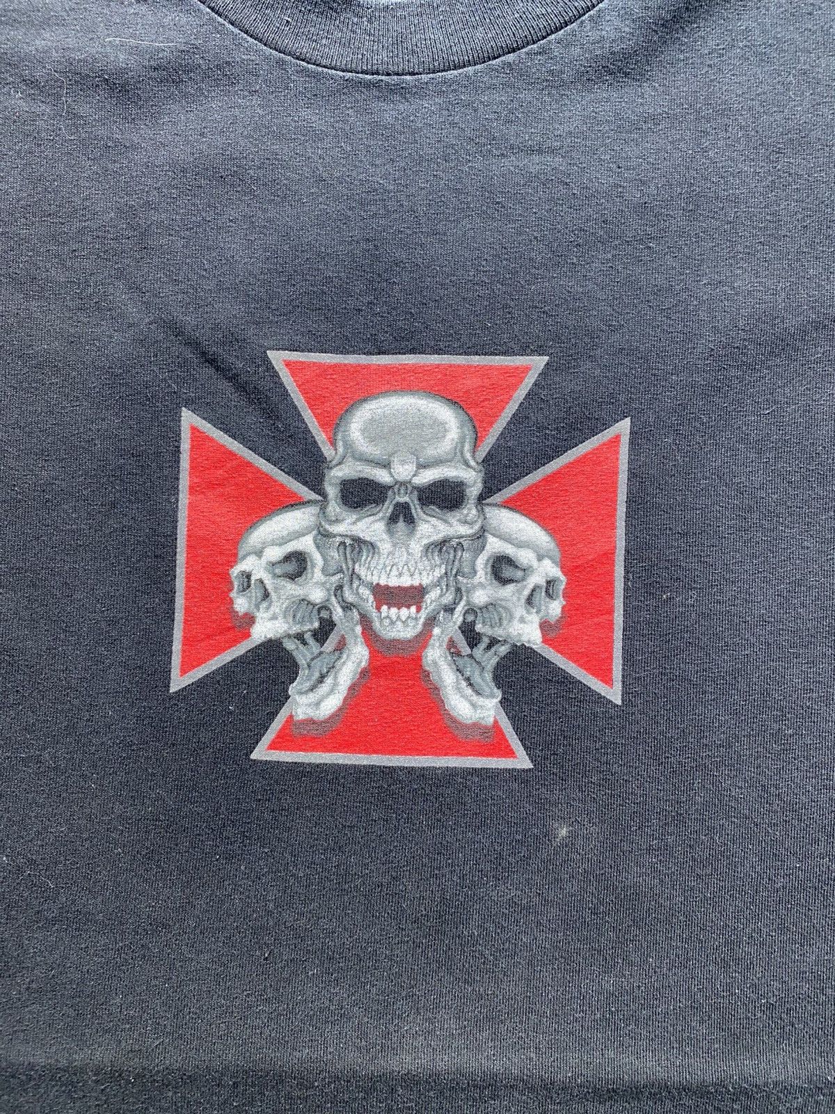 Vintage Vintage 90s Skull Logo T Shirt Size US L / EU 52-54 / 3 - 3 Thumbnail